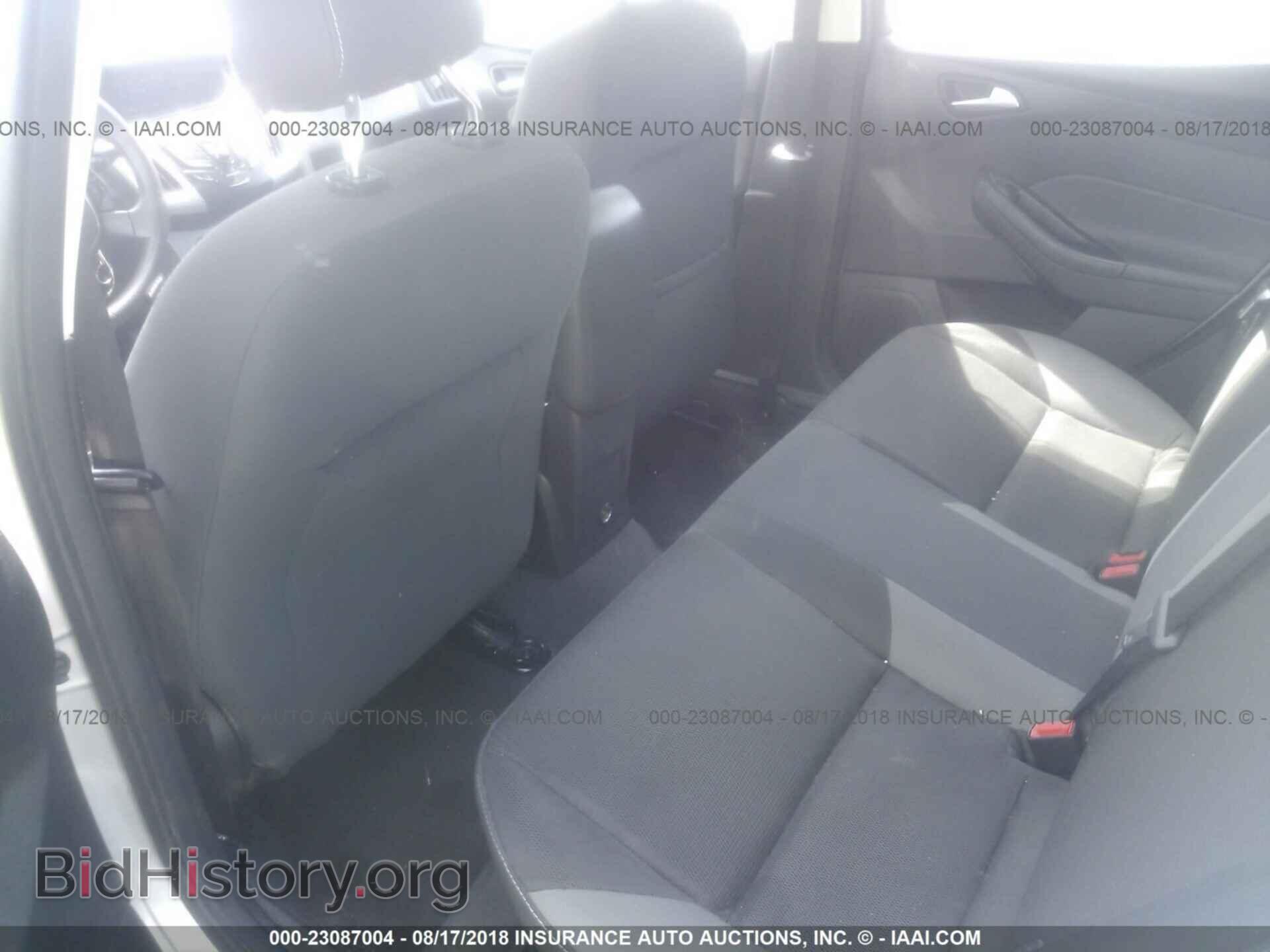 2012 Ford Focus - VIN: 1FAHP3F28CL224697 - Photo 8