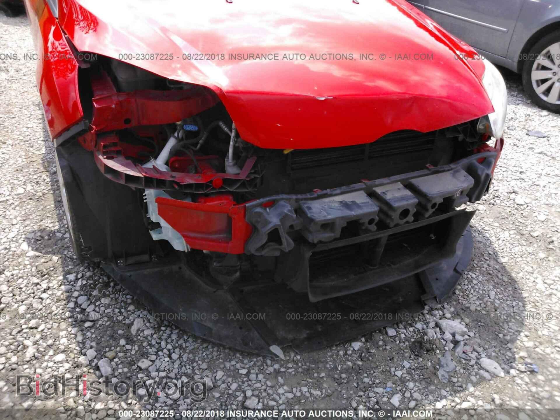 2012 Ford Focus - VIN: 1FAHP3F26CL184524 - Photo 6