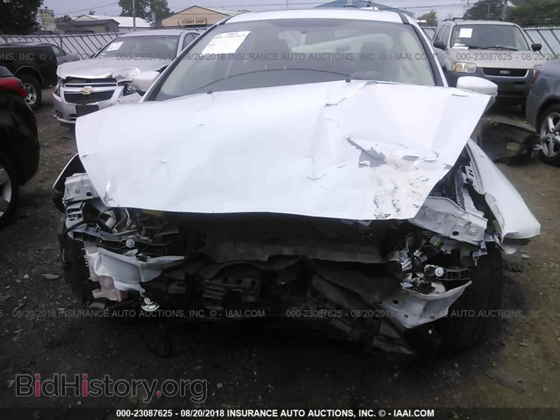2017 Ford Focus - VIN: 1FADP3H20HL242906 - Photo 6