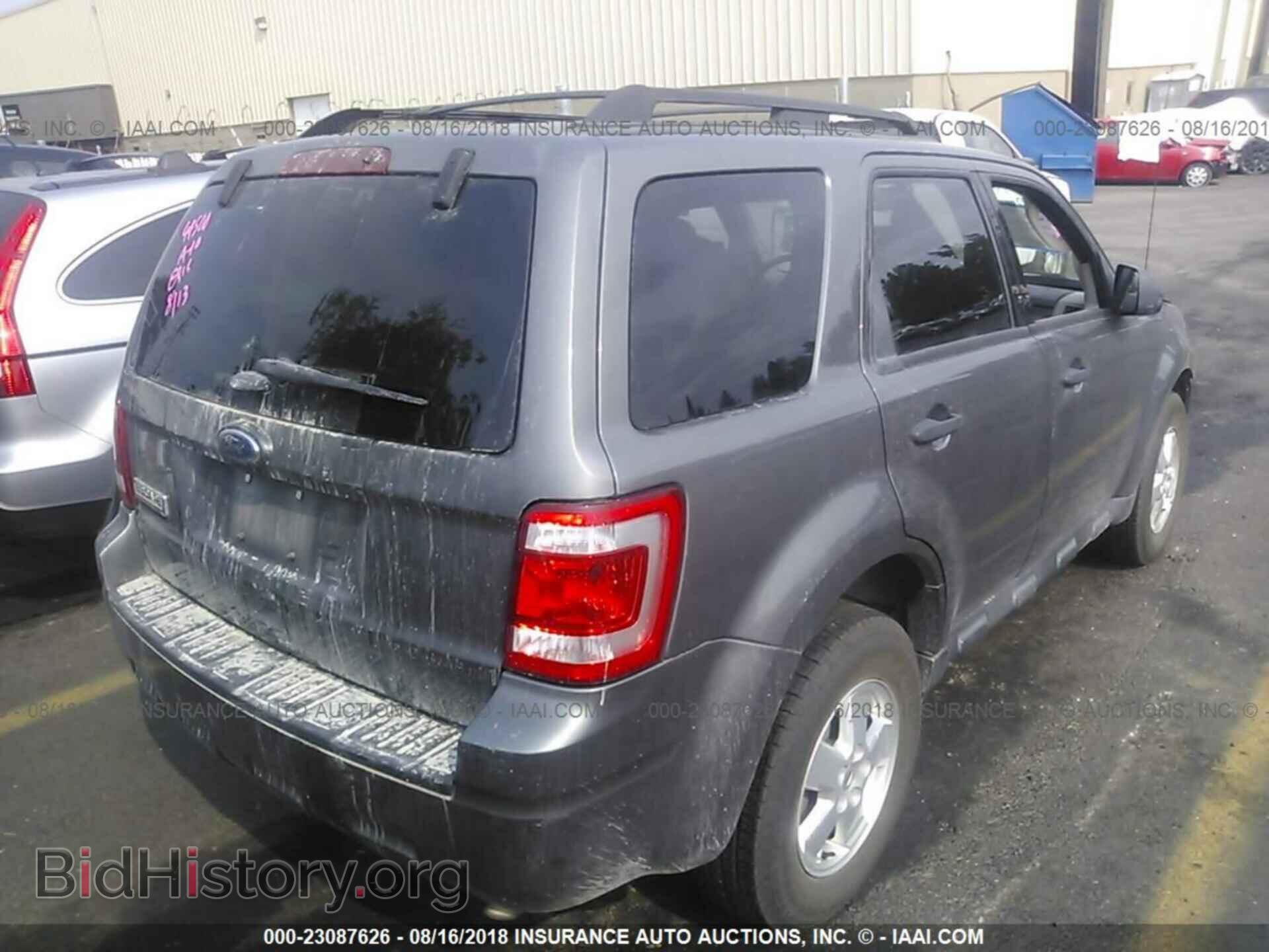 2011 Ford Escape - VIN: 1FMCU9D70BKA74941 - Фото 4