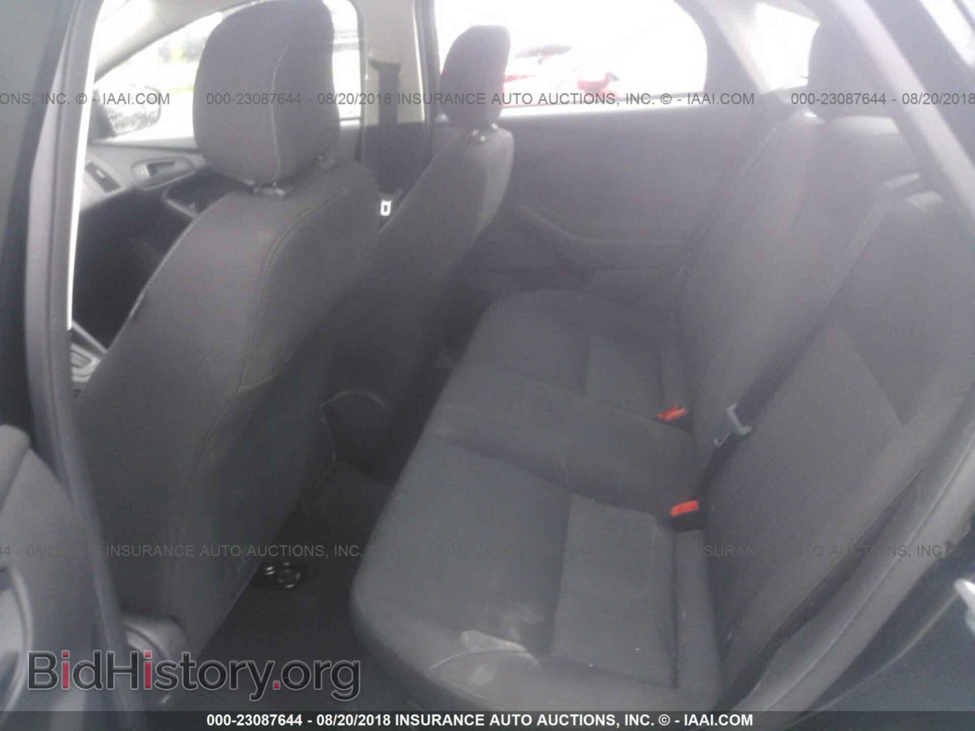 2017 Ford Focus - VIN: 1FADP3E24HL339076 - Фото 8