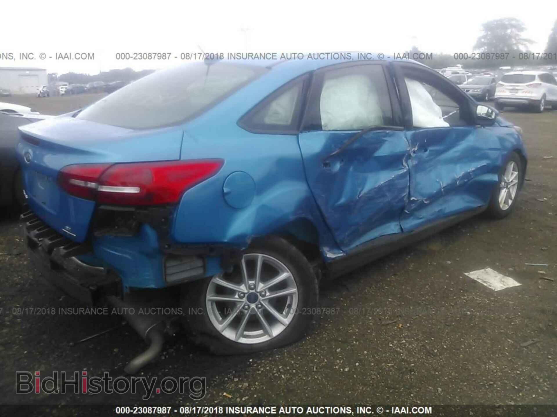 2015 Ford Focus - VIN: 1FADP3F22FL373268 - Фото 4