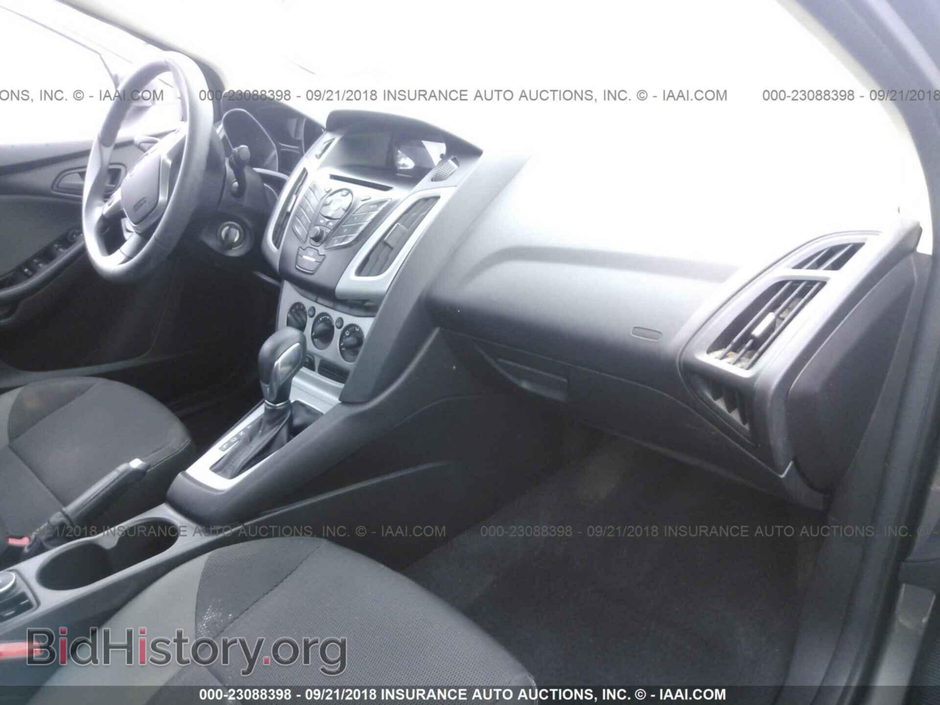 2012 Ford Focus - VIN: 1FAHP3F20CL307234 - Фото 5