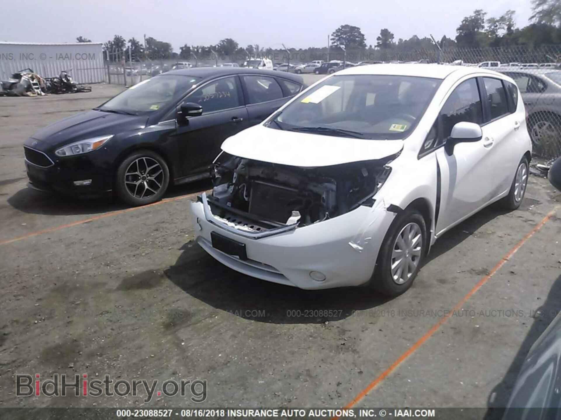 2014 Nissan Versa note - VIN: 3N1CE2CP0EL427145 - Photo 2
