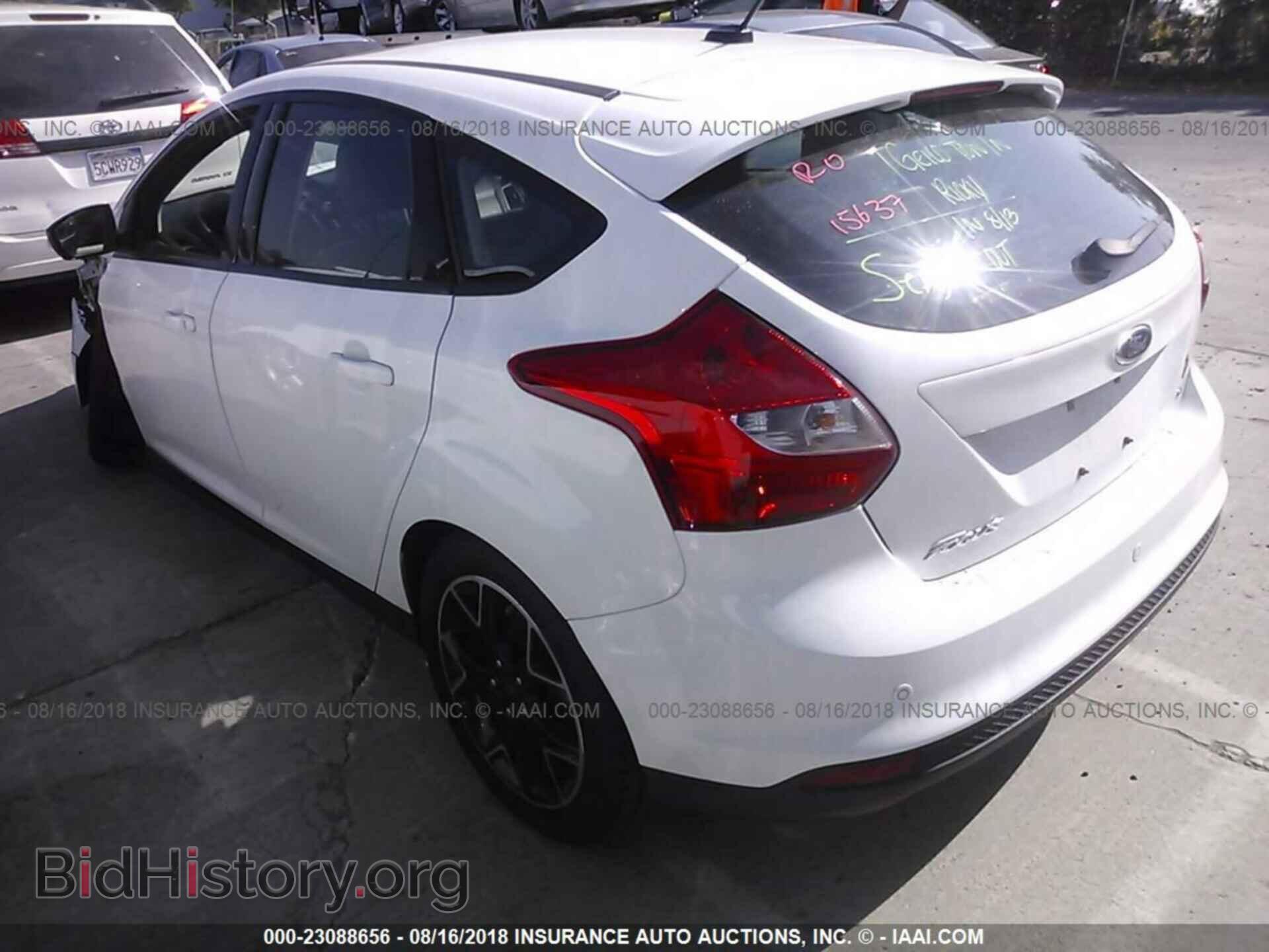 2014 Ford Focus - VIN: 1FADP3K23EL355799 - Фото 3