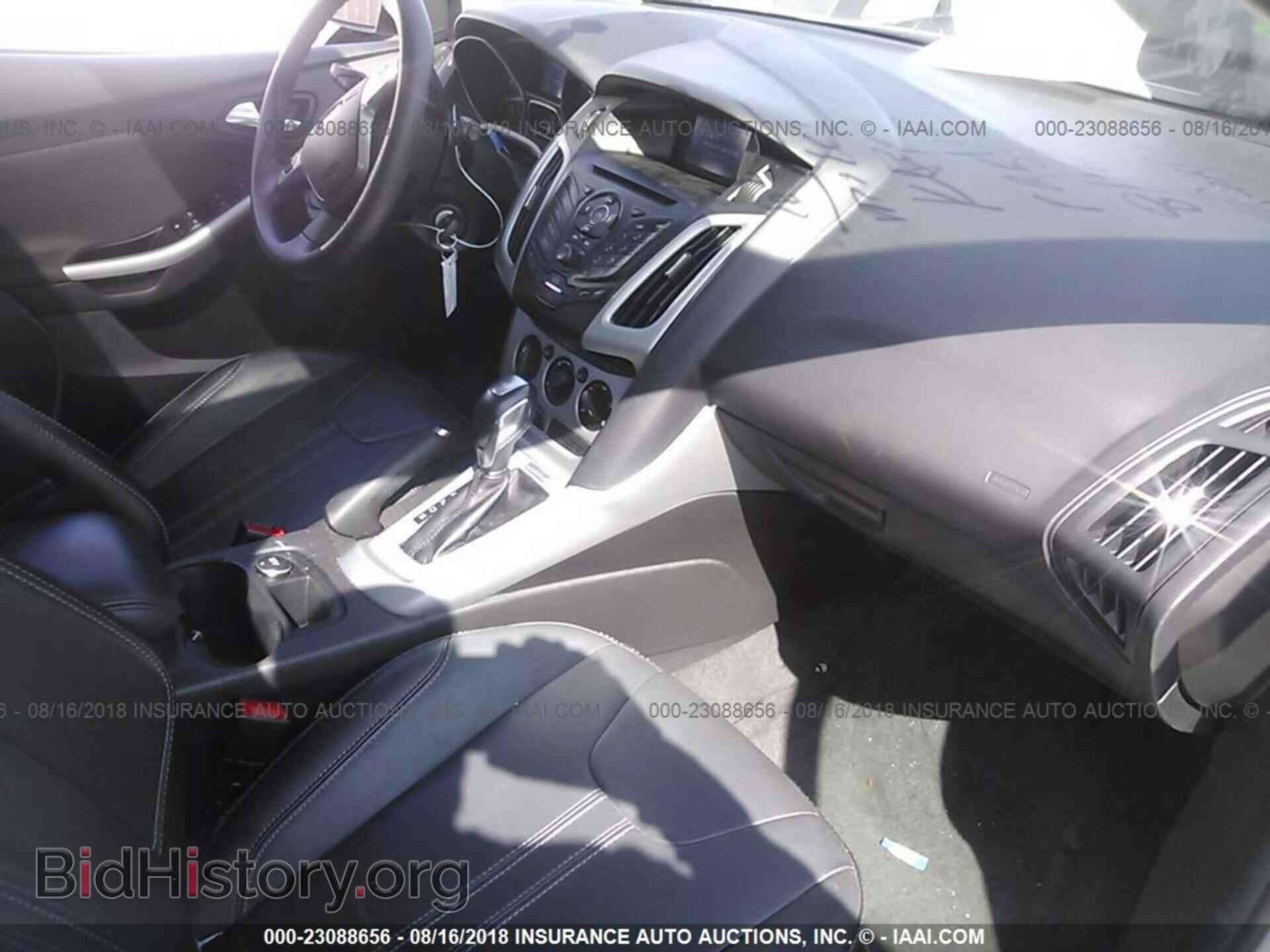 2014 Ford Focus - VIN: 1FADP3K23EL355799 - Фото 5