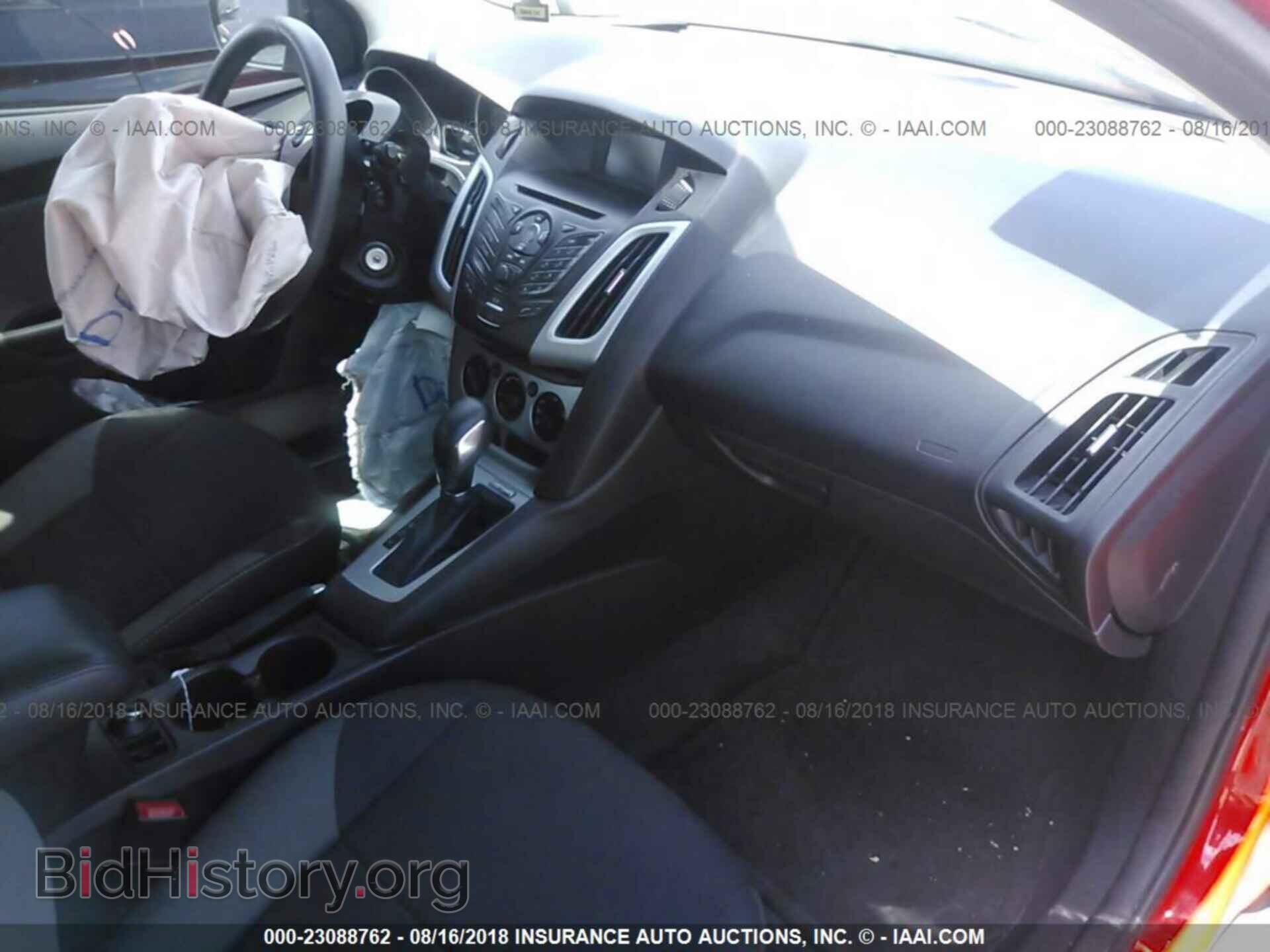 2014 Ford Focus - VIN: 1FADP3K20EL161361 - Photo 5