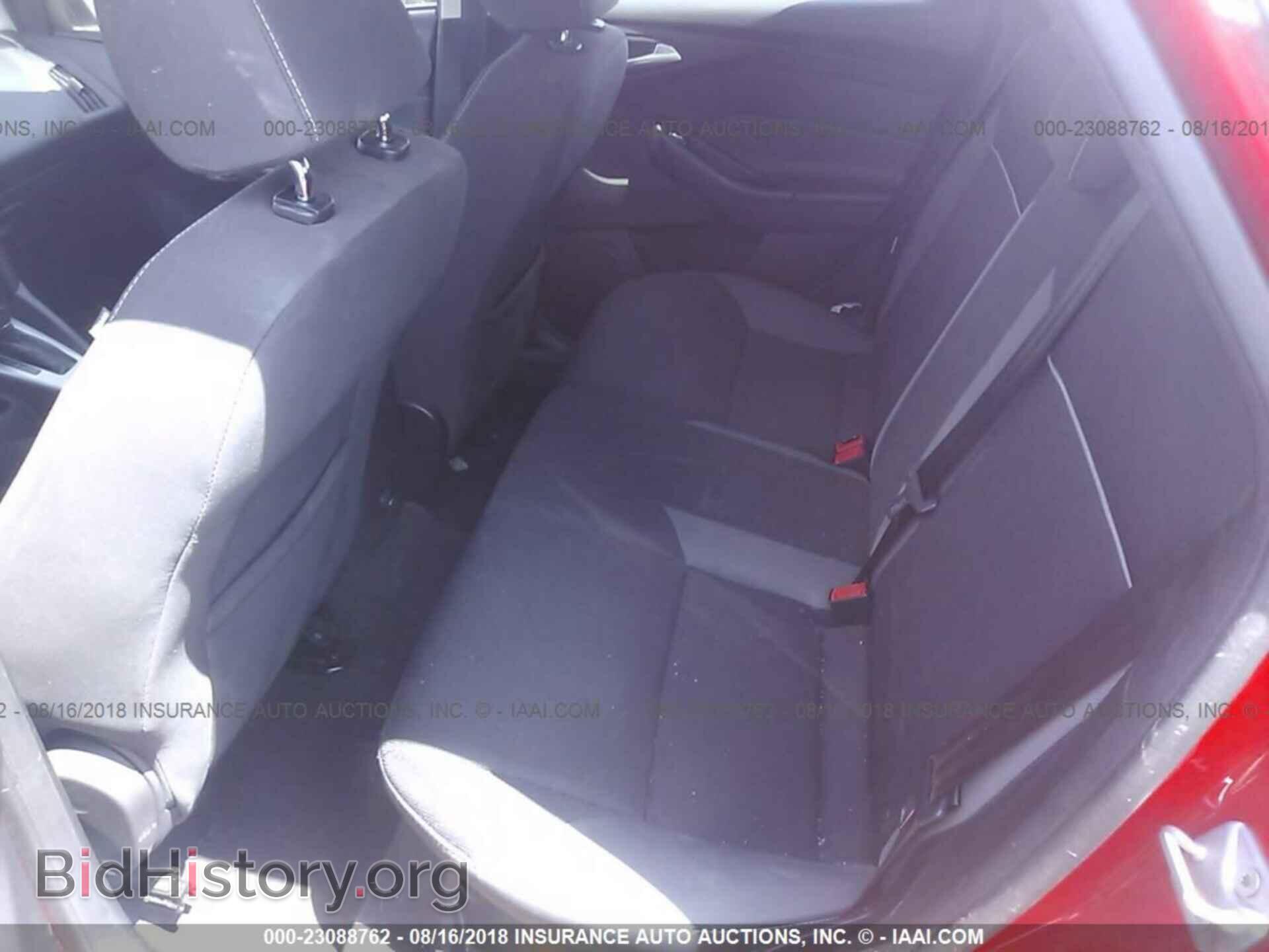 2014 Ford Focus - VIN: 1FADP3K20EL161361 - Photo 8