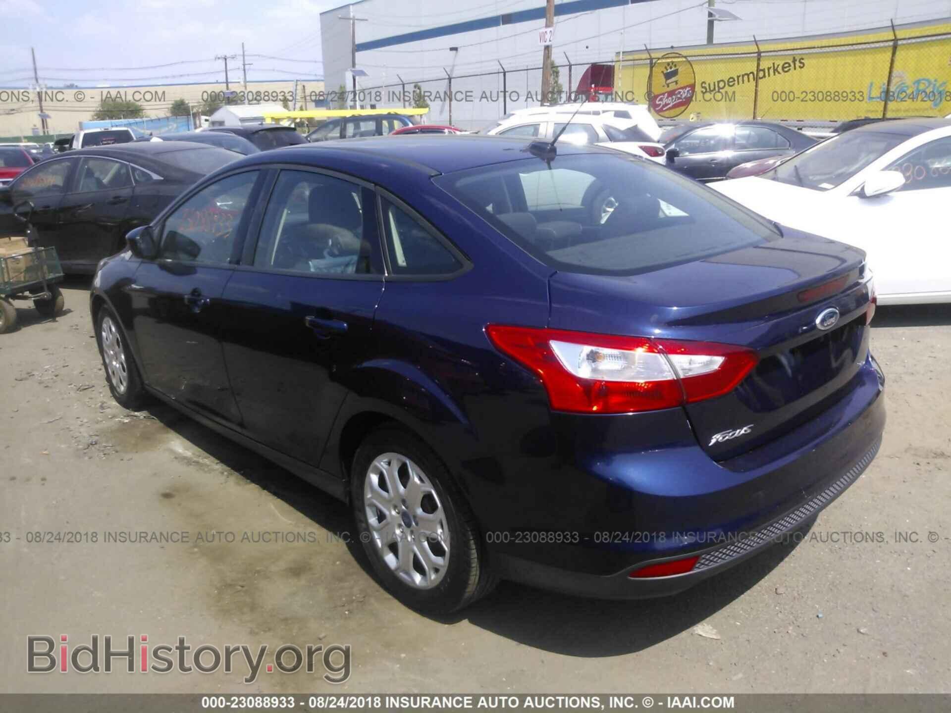 2012 Ford Focus - VIN: 1FAHP3F27CL122677 - Фото 3