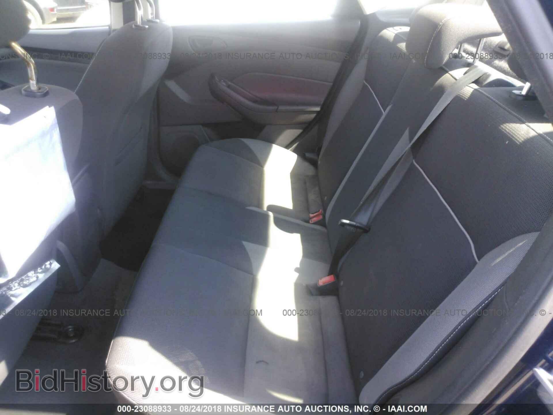 2012 Ford Focus - VIN: 1FAHP3F27CL122677 - Фото 8