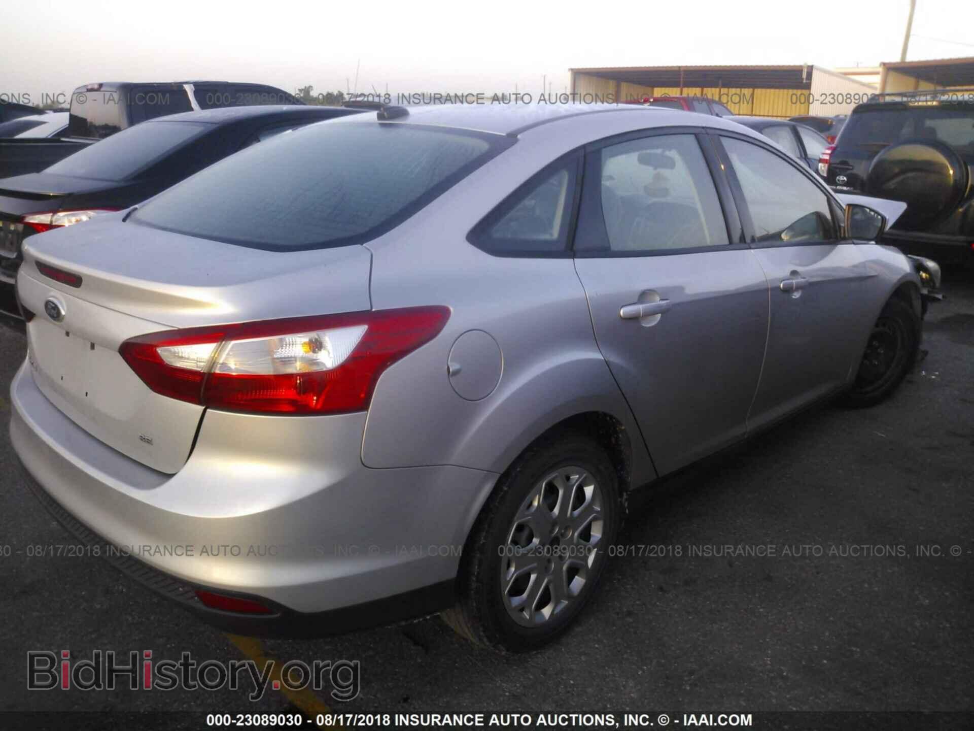 2012 Ford Focus - VIN: 1FAHP3F26CL186421 - Фото 4
