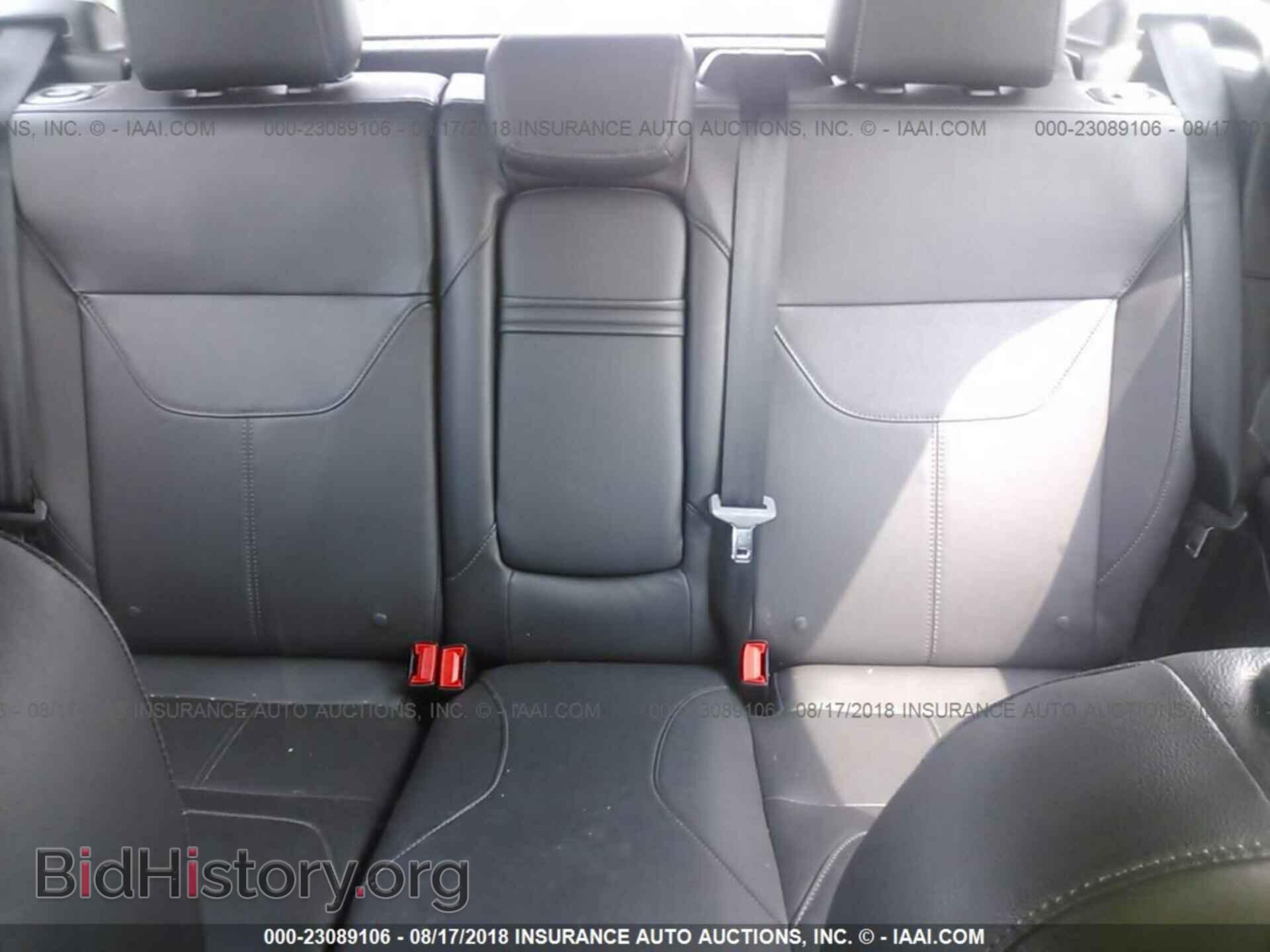 2015 Ford Focus - VIN: 1FADP3K2XFL313972 - Photo 8