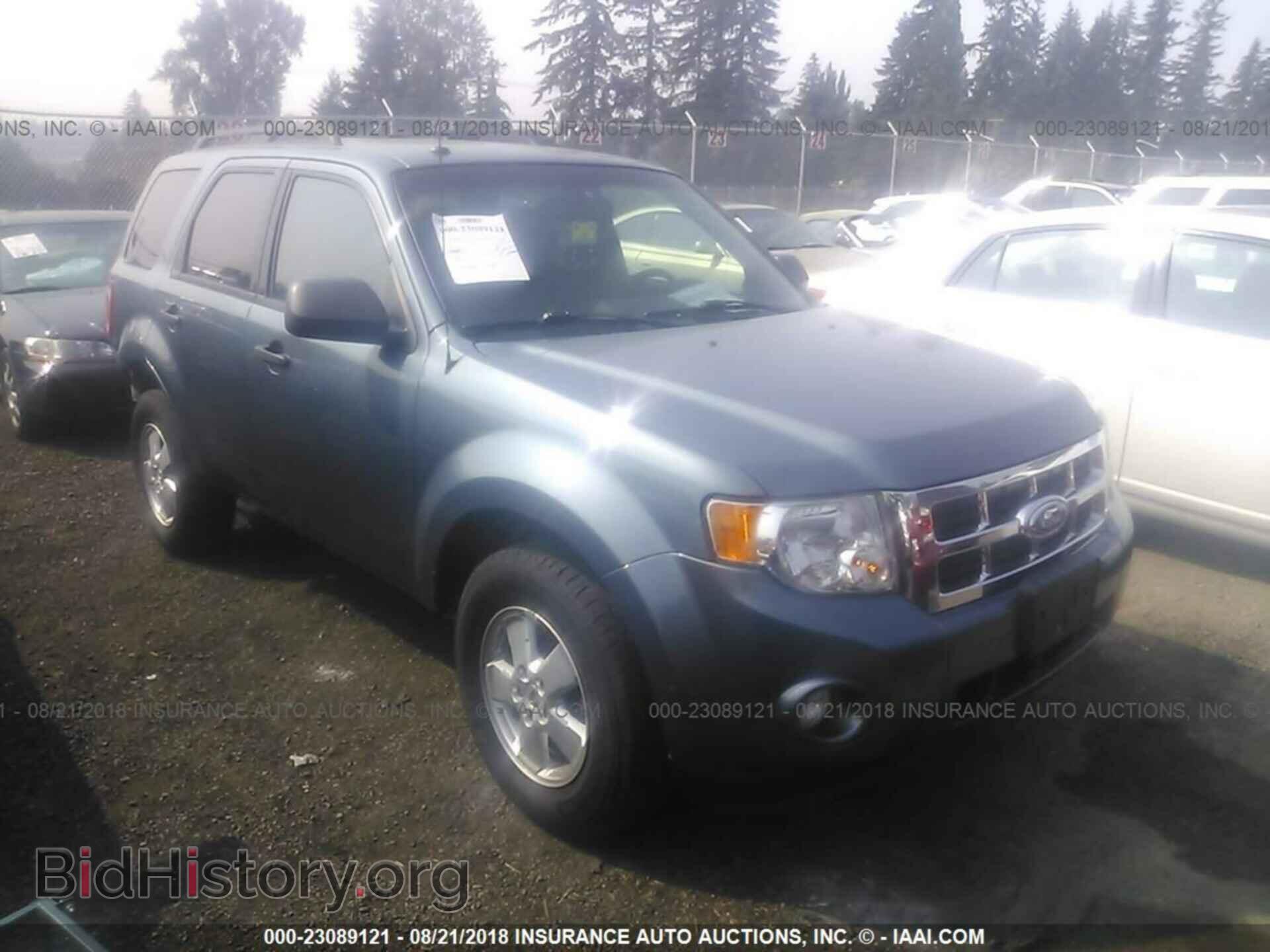 Фотография 1FMCU0DG3BKC30255 - Ford Escape 2011