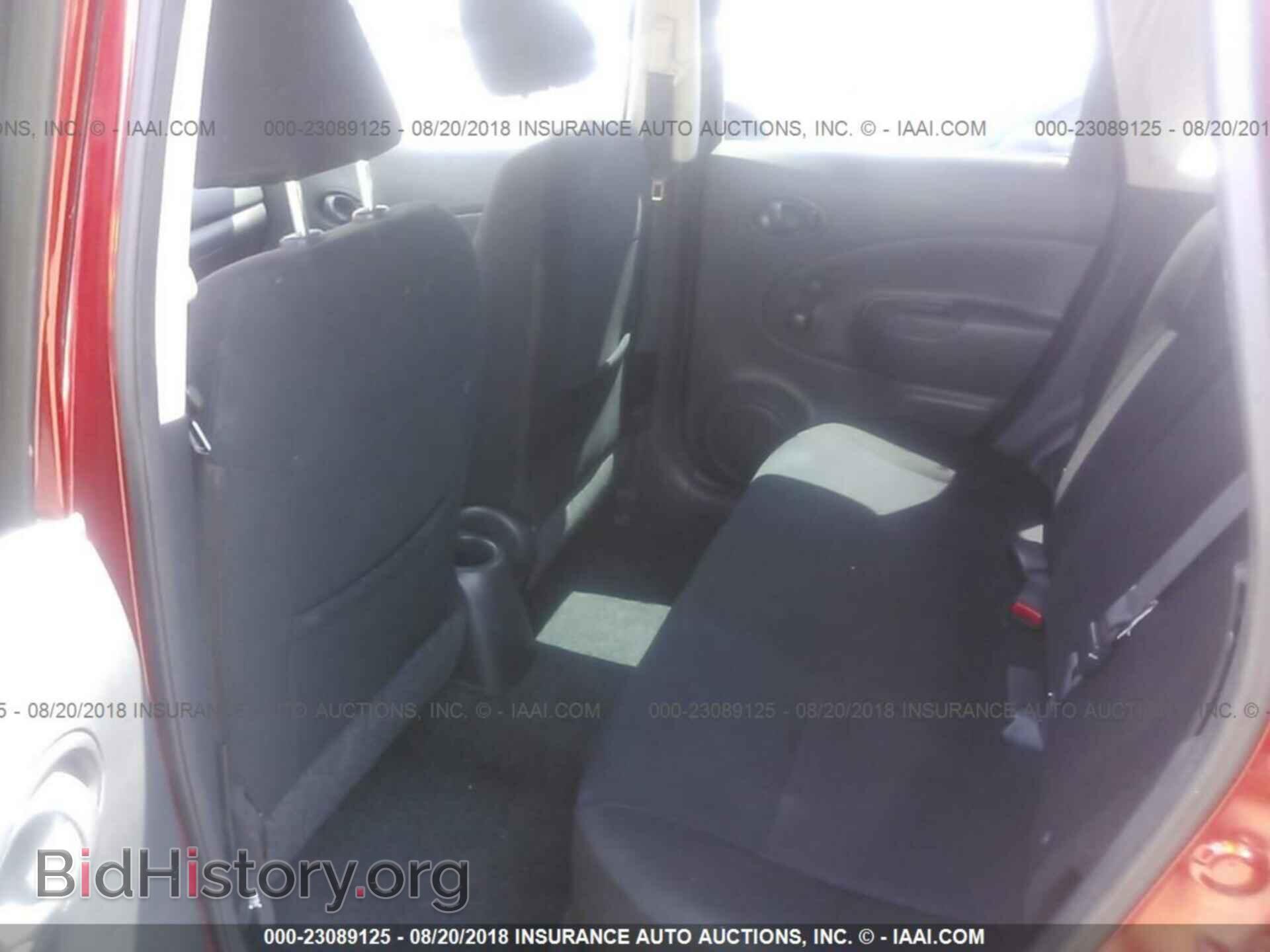 2014 Nissan Versa note - VIN: 3N1CE2CP4EL362333 - Photo 8