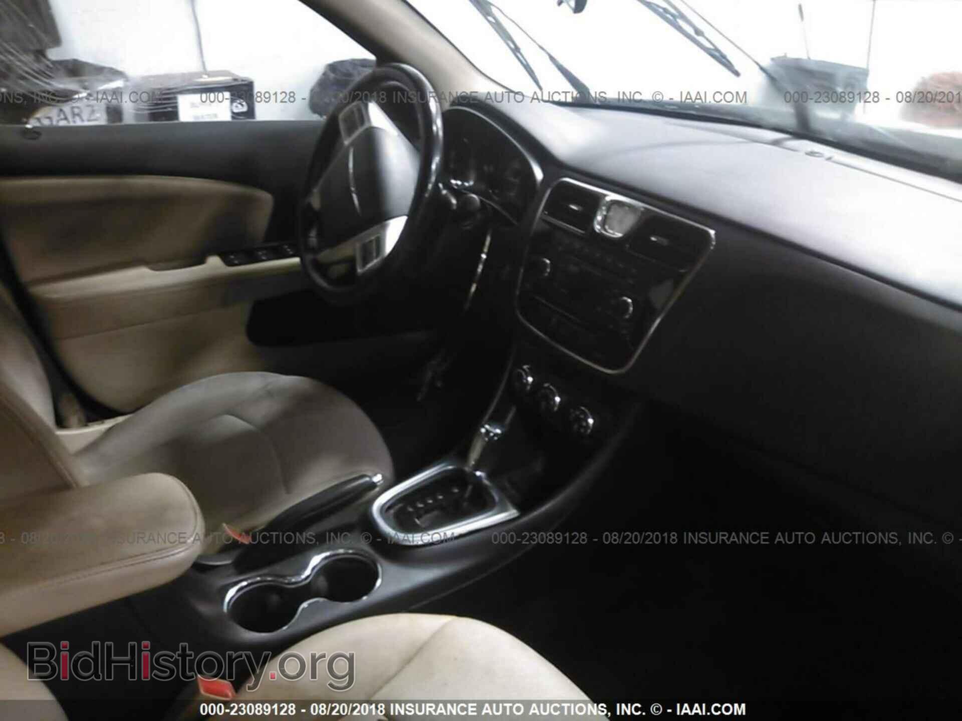 2012 Chrysler 200 - VIN: 1C3CCBBB5CN262915 - Фото 5