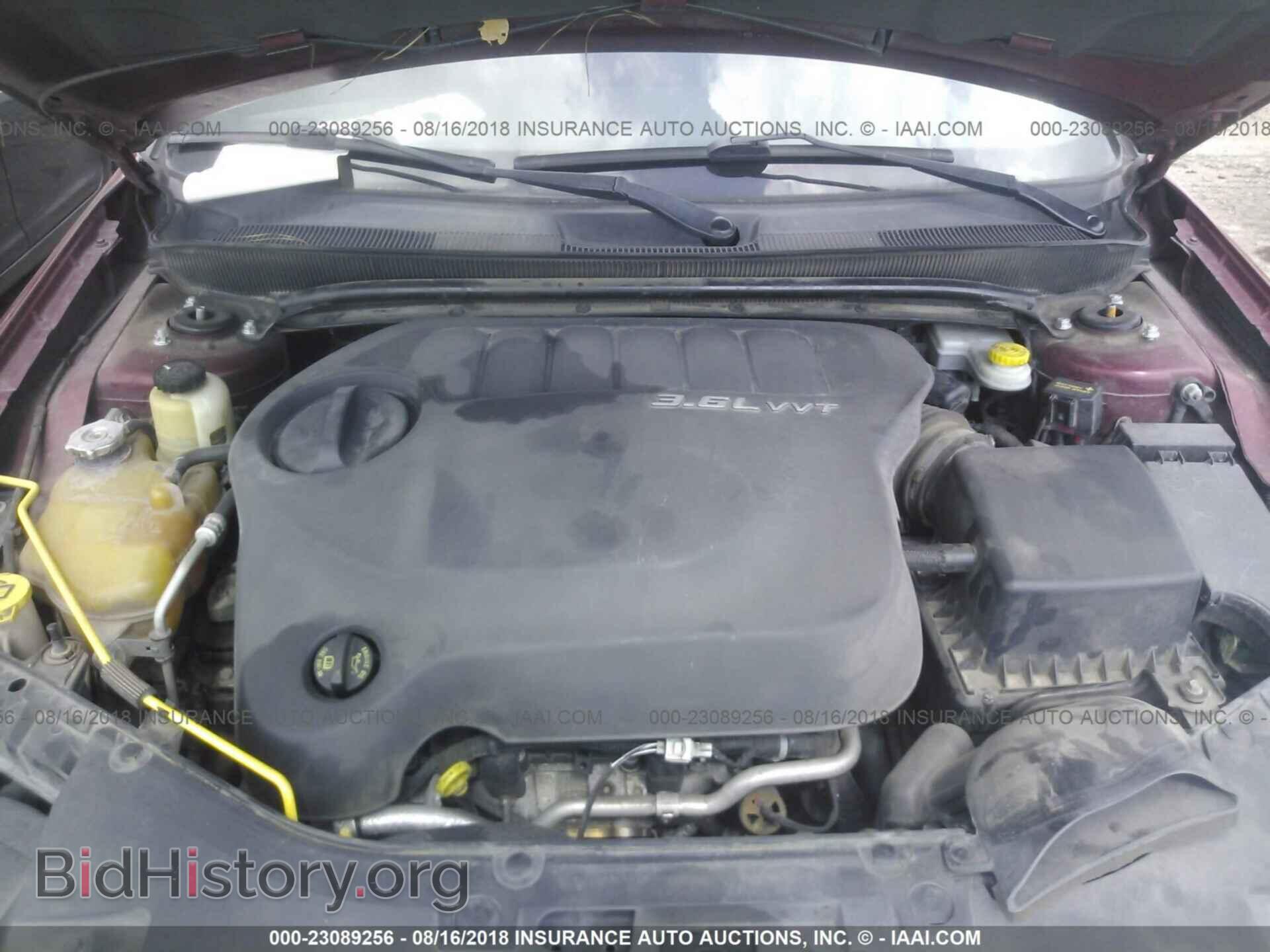 2011 Chrysler 200 - VIN: 1C3BC2FG2BN527192 - Photo 10