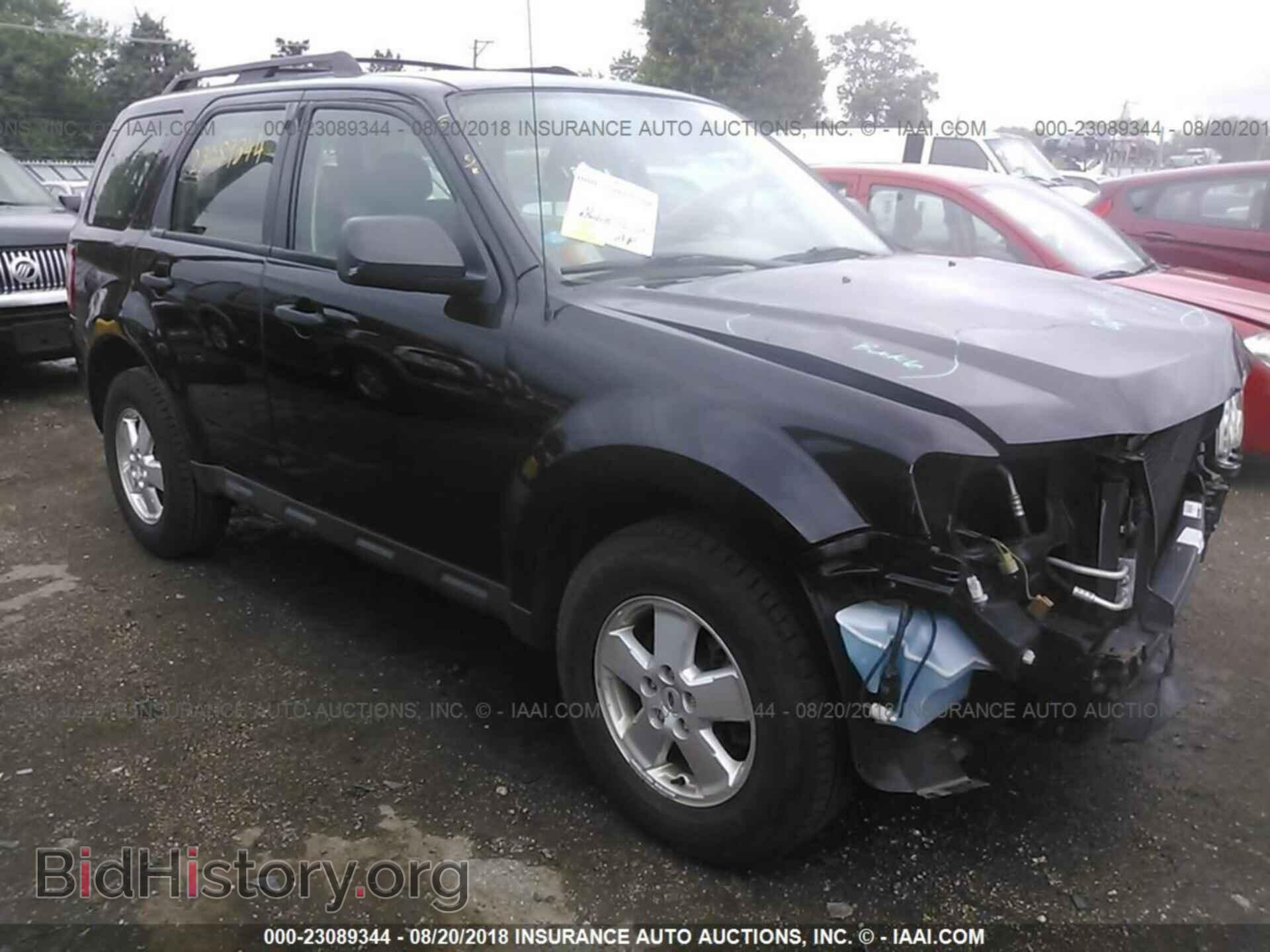 Photo 1FMCU0C71CKA81881 - Ford Escape 2012