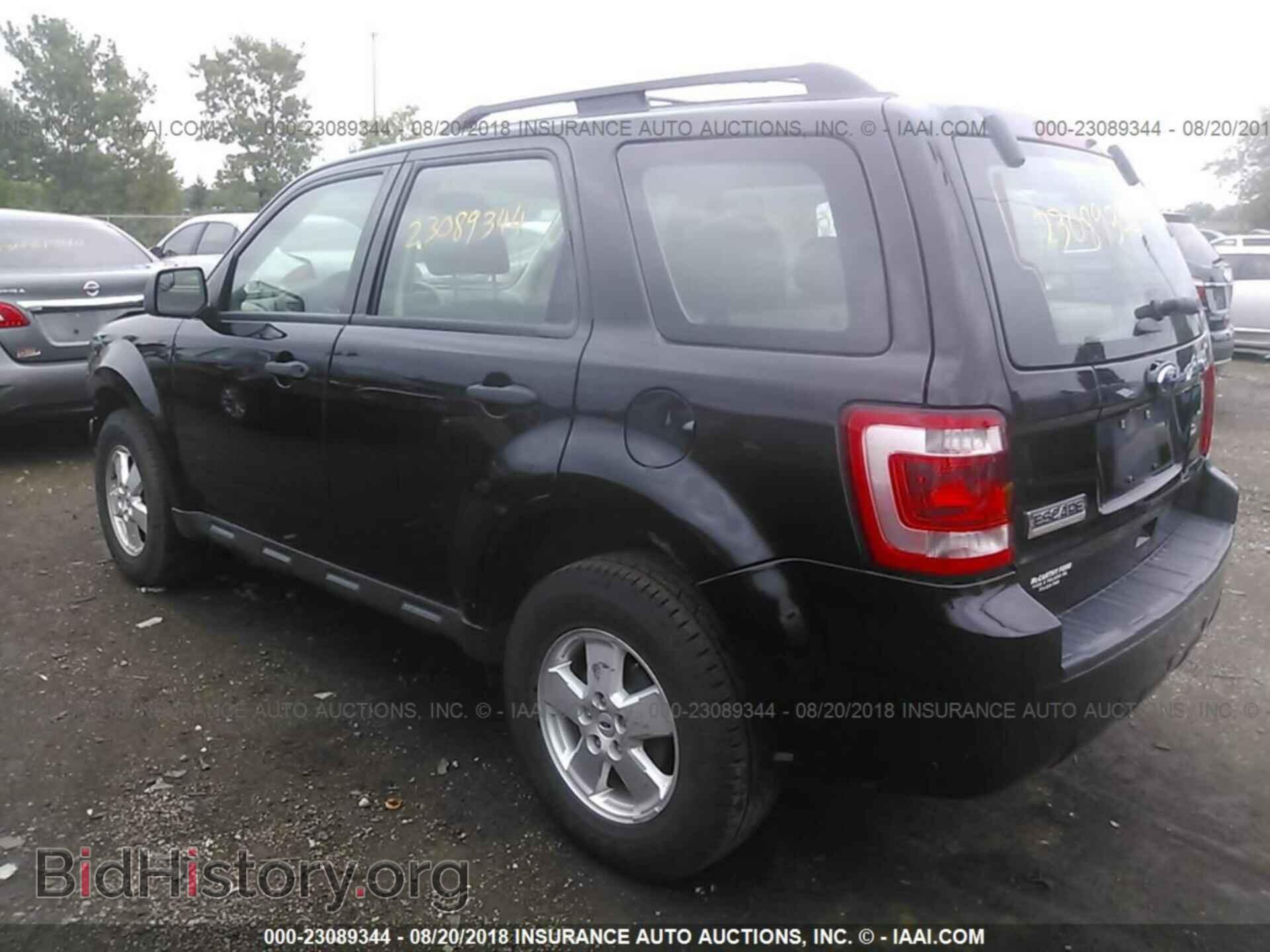 2012 Ford Escape - VIN: 1FMCU0C71CKA81881 - Фото 3