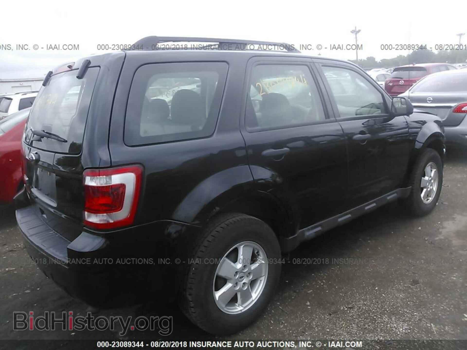 2012 Ford Escape - VIN: 1FMCU0C71CKA81881 - Фото 4