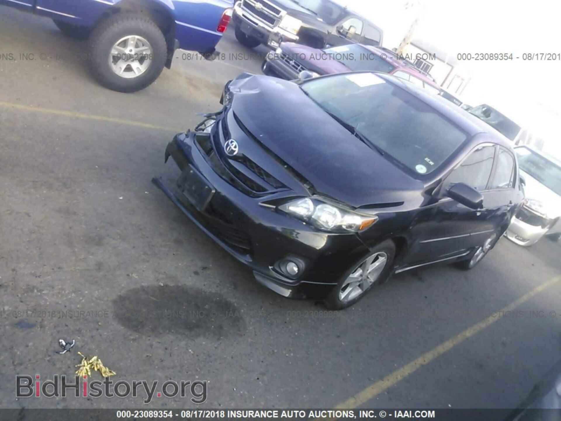2011 Toyota Corolla - VIN: 2T1BU4EE2BC676841 - Photo 2