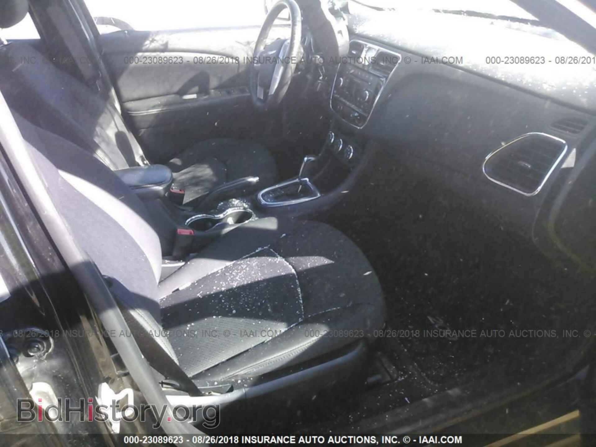 2013 Chrysler 200 - VIN: 1C3CCBCG1DN504319 - Photo 5