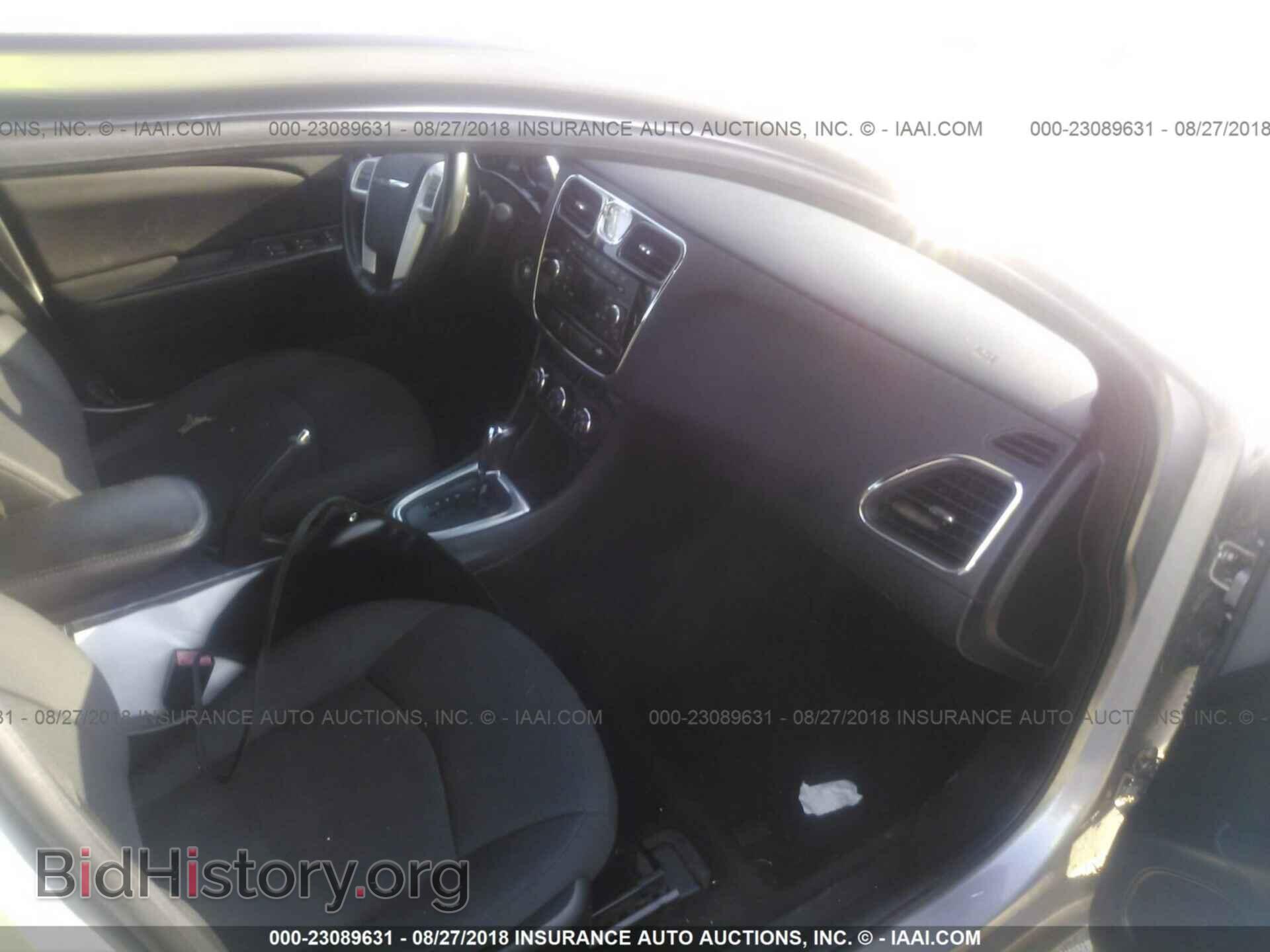2013 Chrysler 200 - VIN: 1C3CCBBG0DN608043 - Фото 5
