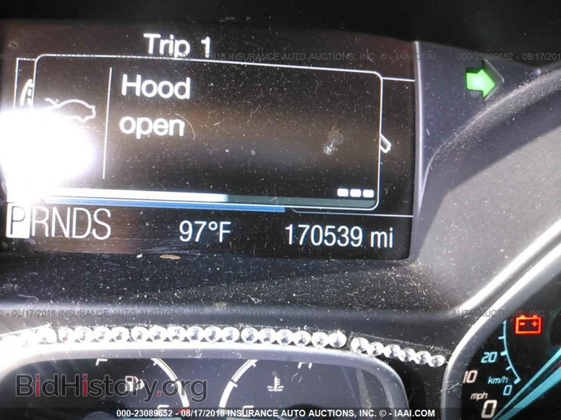 2012 Ford Focus - VIN: 1FAHP3H28CL105111 - Photo 7