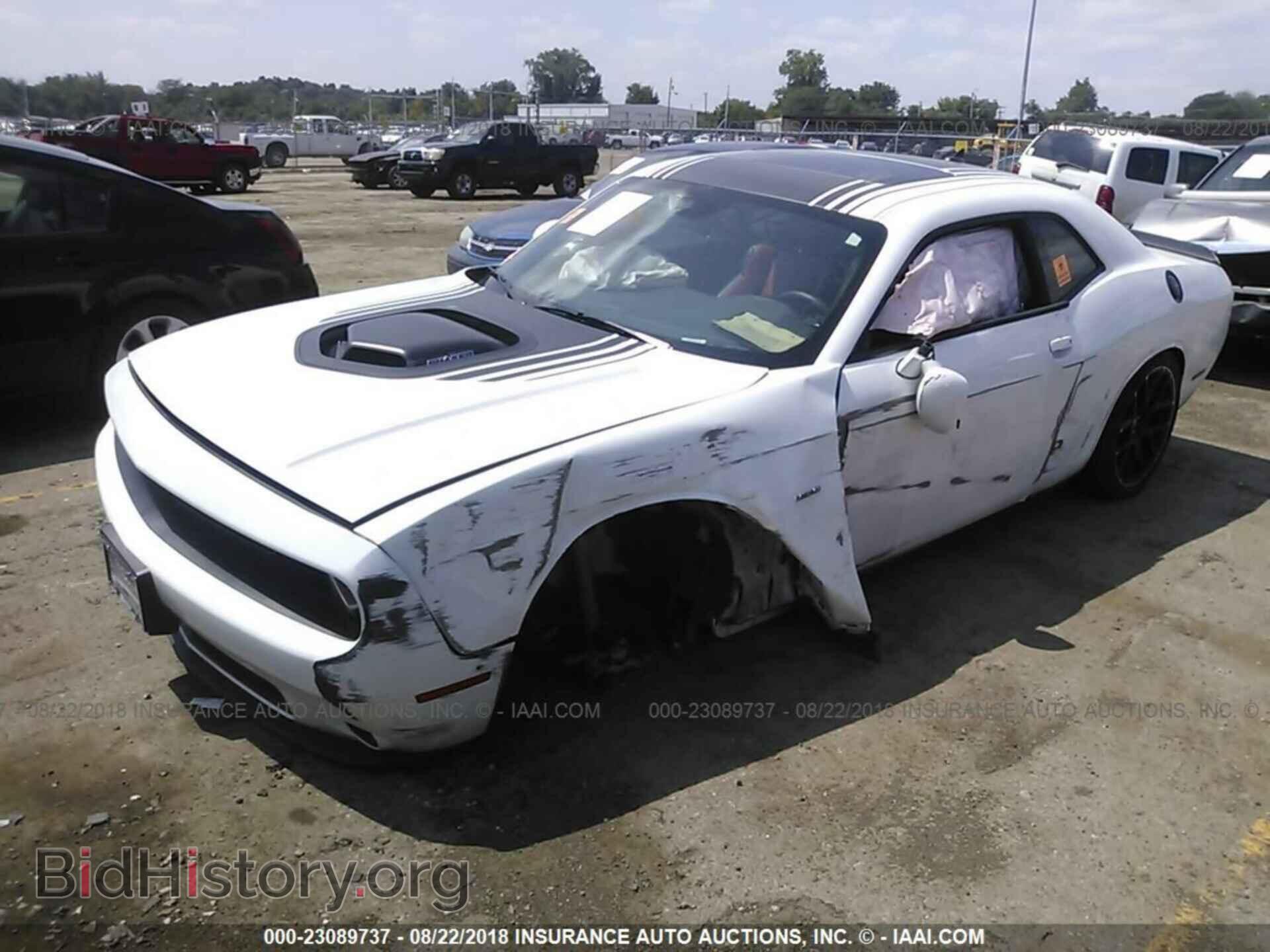 2015 Dodge Challenger - VIN: 2C3CDZBT5FH912919 - Фото 2