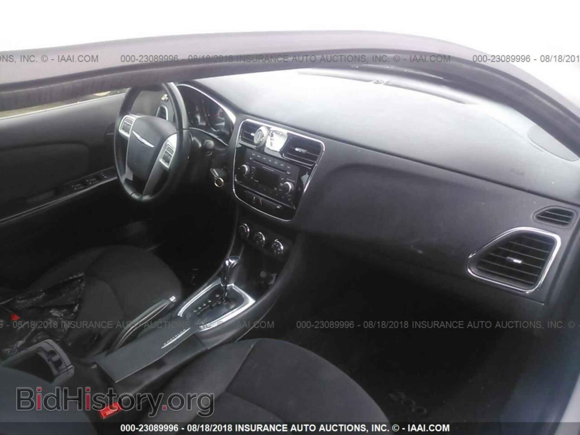 2013 Chrysler 200 - VIN: 1C3CCBBG7DN532241 - Photo 5