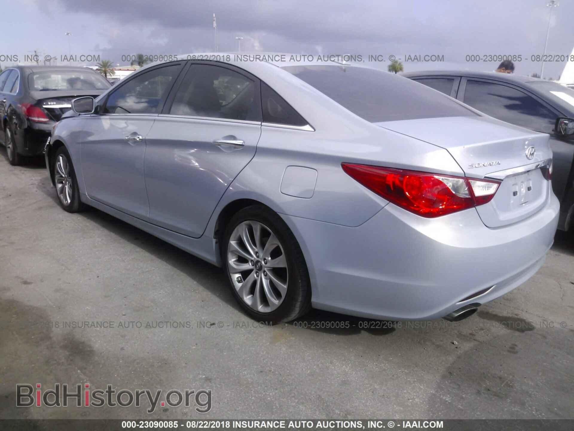 2012 Hyundai Sonata - VIN: 5NPEC4AC2CH441150 - Фото 3