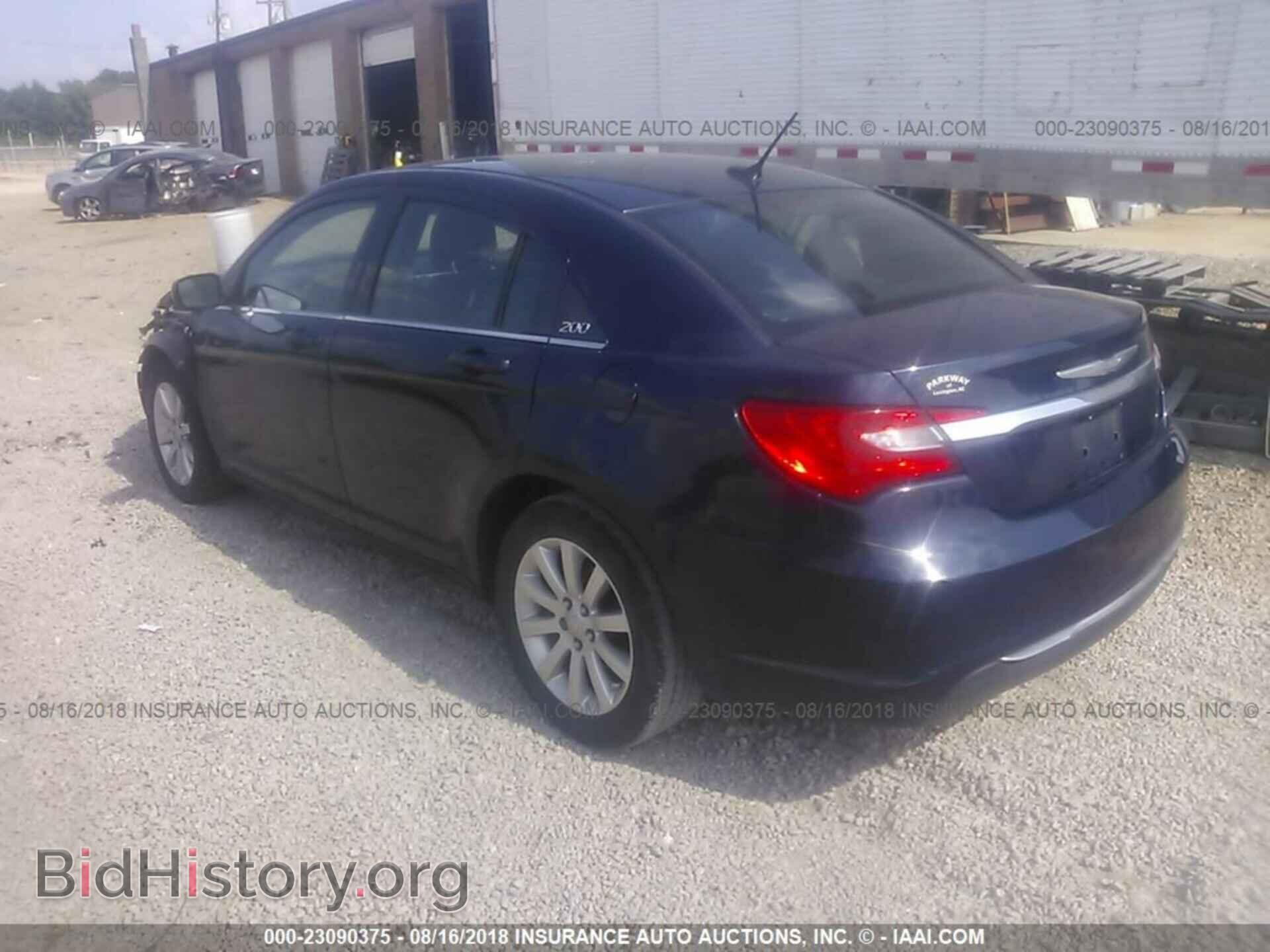 2013 Chrysler 200 - VIN: 1C3CCBBB5DN672812 - Photo 3