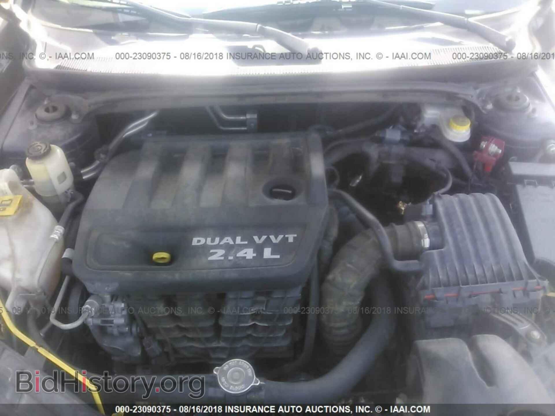 2013 Chrysler 200 - VIN: 1C3CCBBB5DN672812 - Photo 10