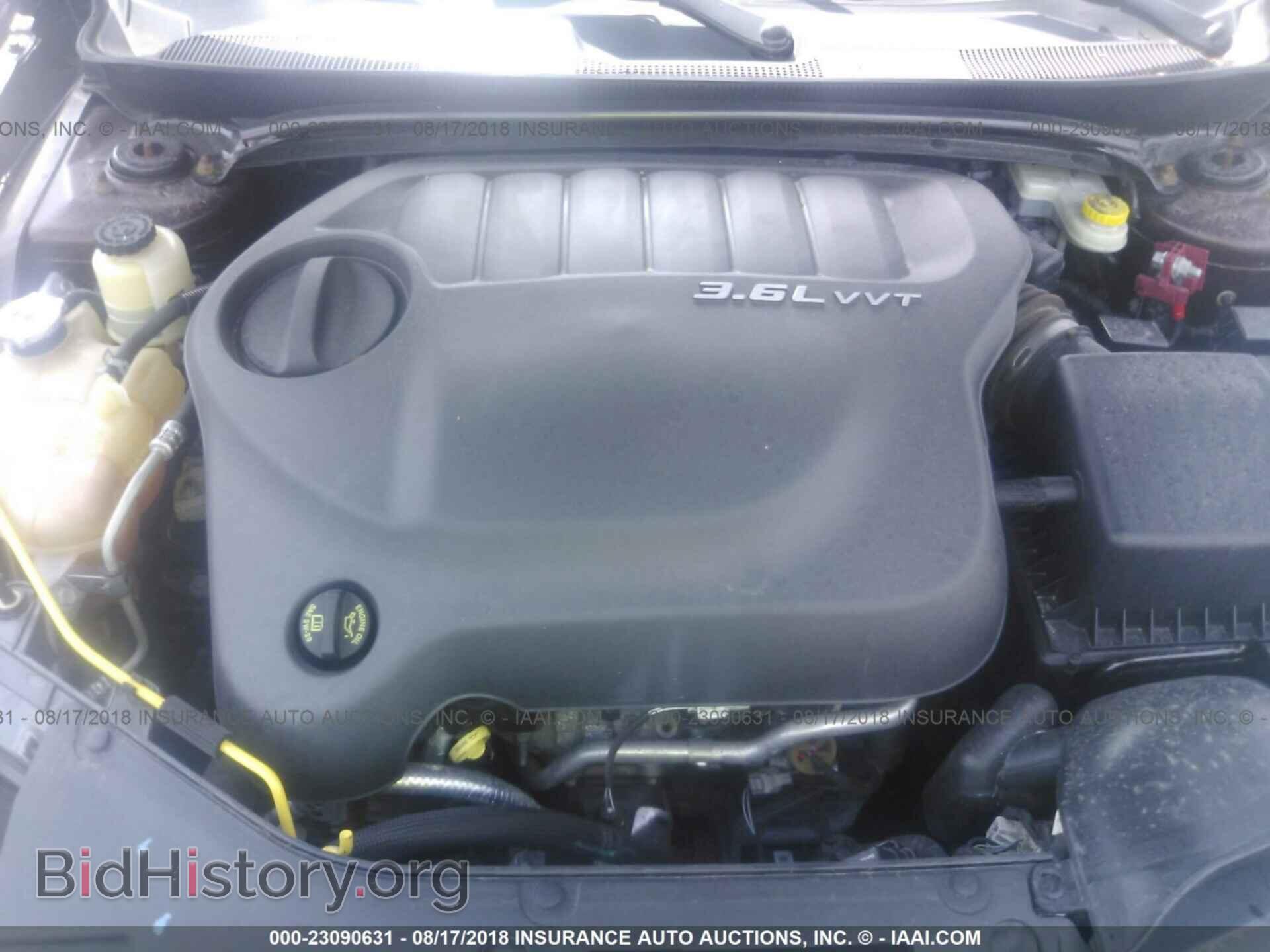 2013 Chrysler 200 - VIN: 1C3CCBCG6DN520774 - Photo 10