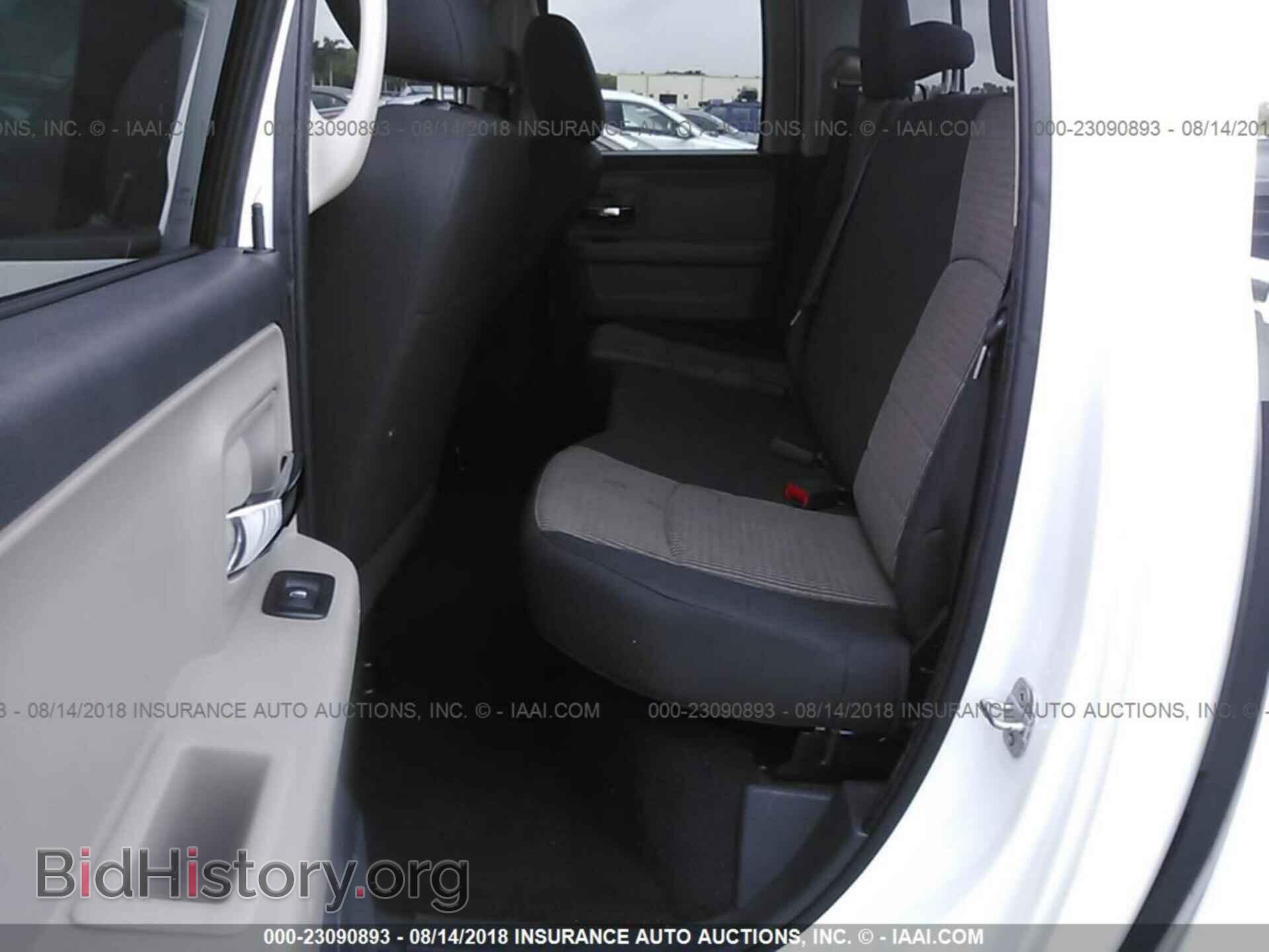 2011 Dodge Ram 1500 - VIN: 1D7RB1GP0BS687214 - Photo 8