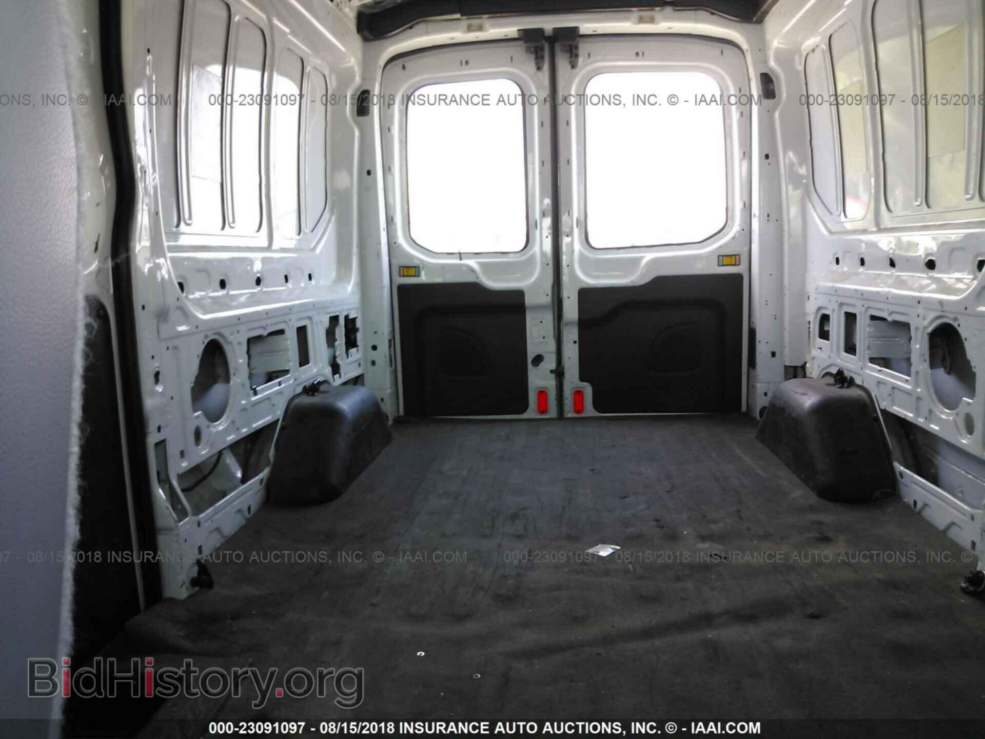 2015 Ford Transit - VIN: 1FTNR2CG2FKA64277 - Фото 8