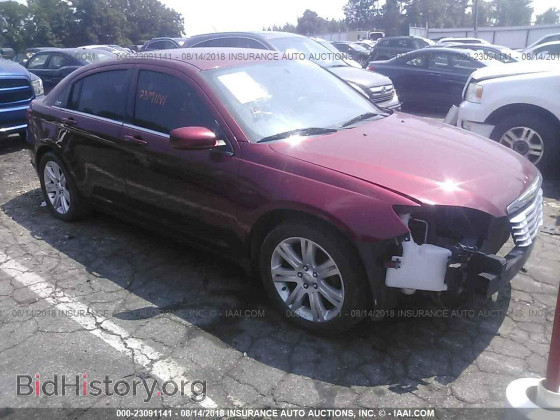 Photo 1C3CCBBB5DN601061 - Chrysler 200 2013