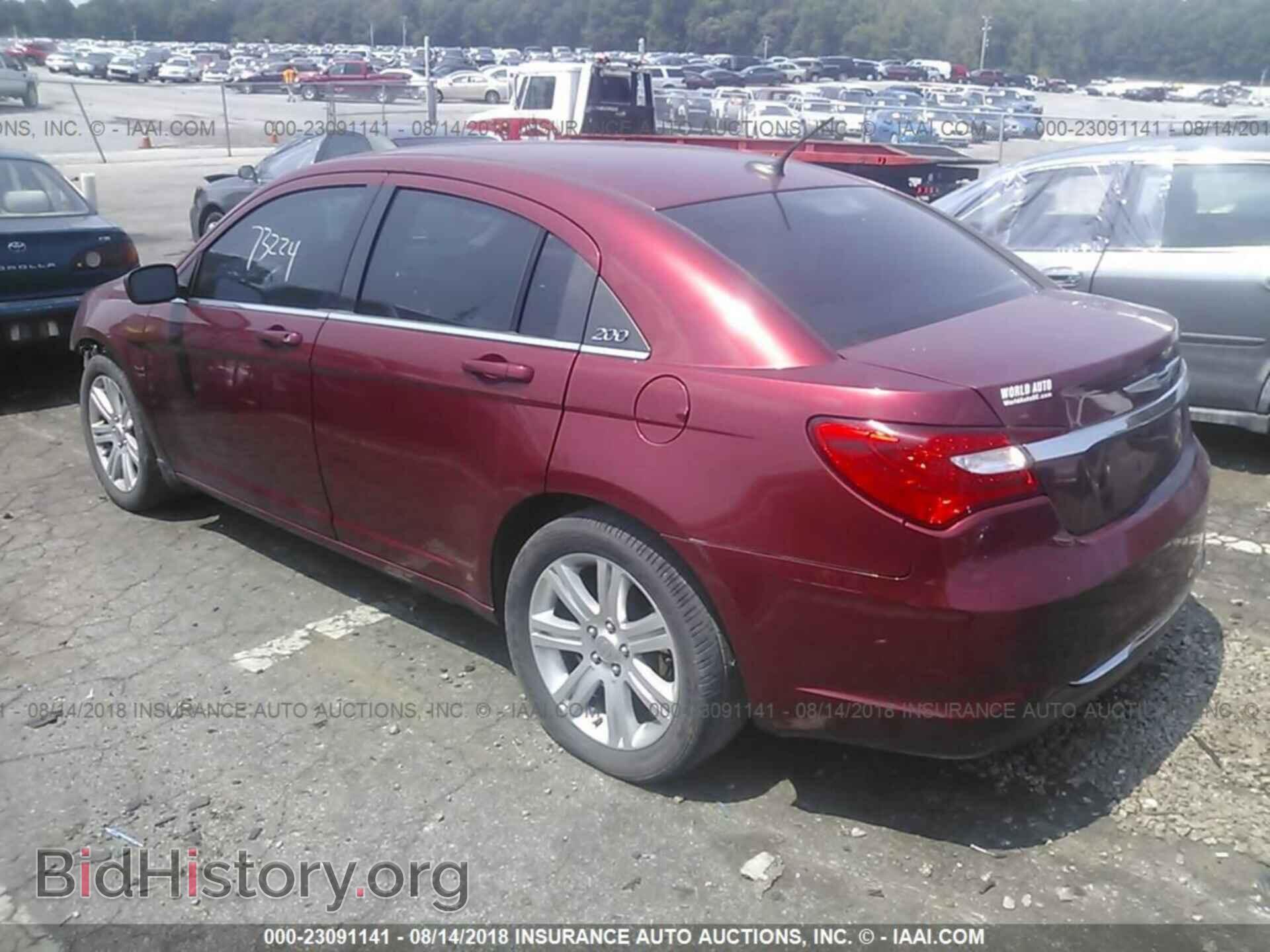 2013 Chrysler 200 - VIN: 1C3CCBBB5DN601061 - Фото 3