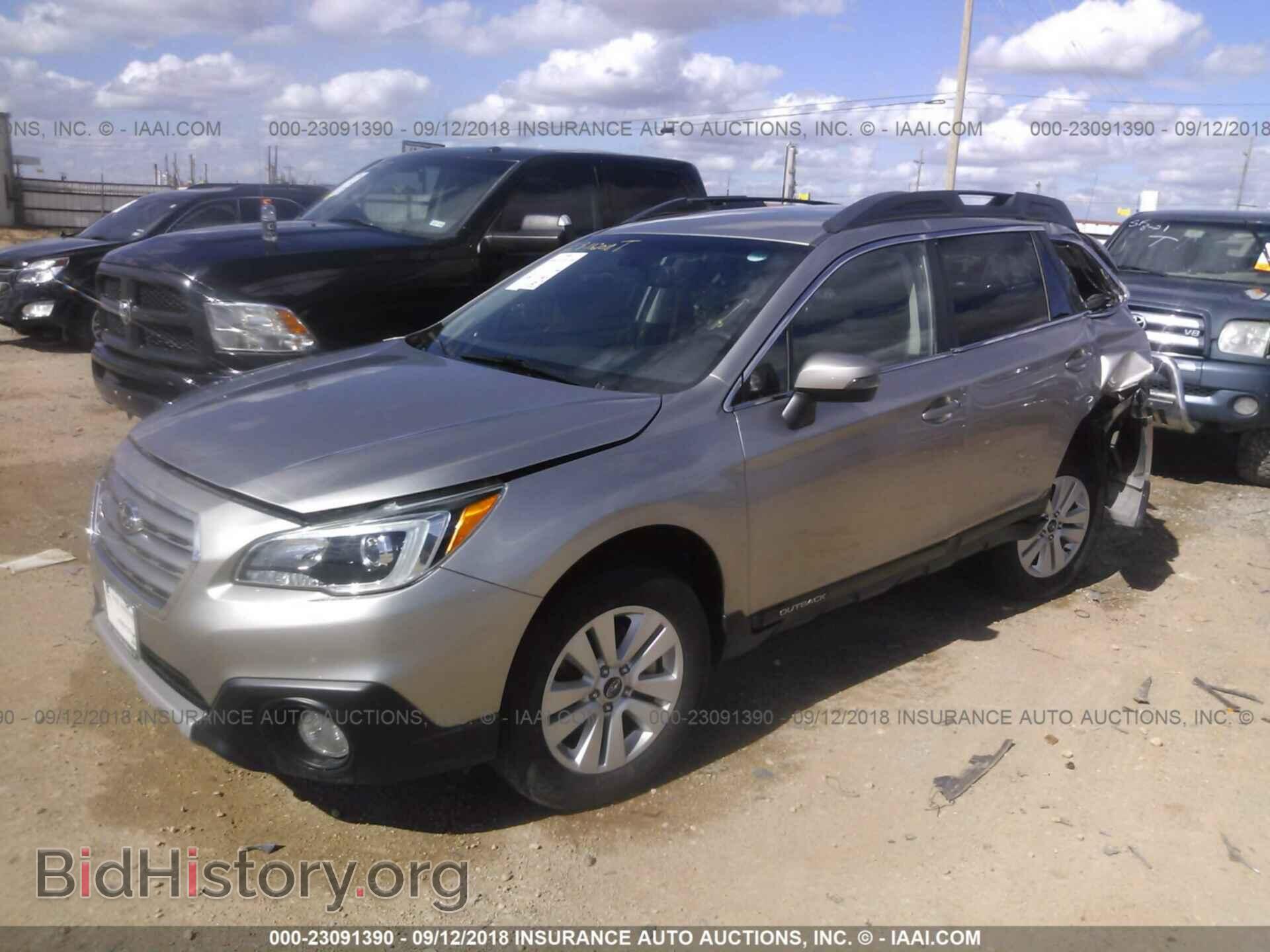 2015 Subaru Outback - VIN: 4S4BSBFC9F3284005 - Photo 2