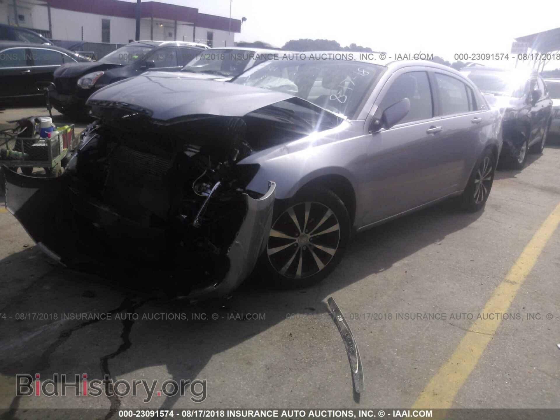 2014 CHRYSLER 200 - VIN: 1C3CCBBB3EN107766 - Фото 2