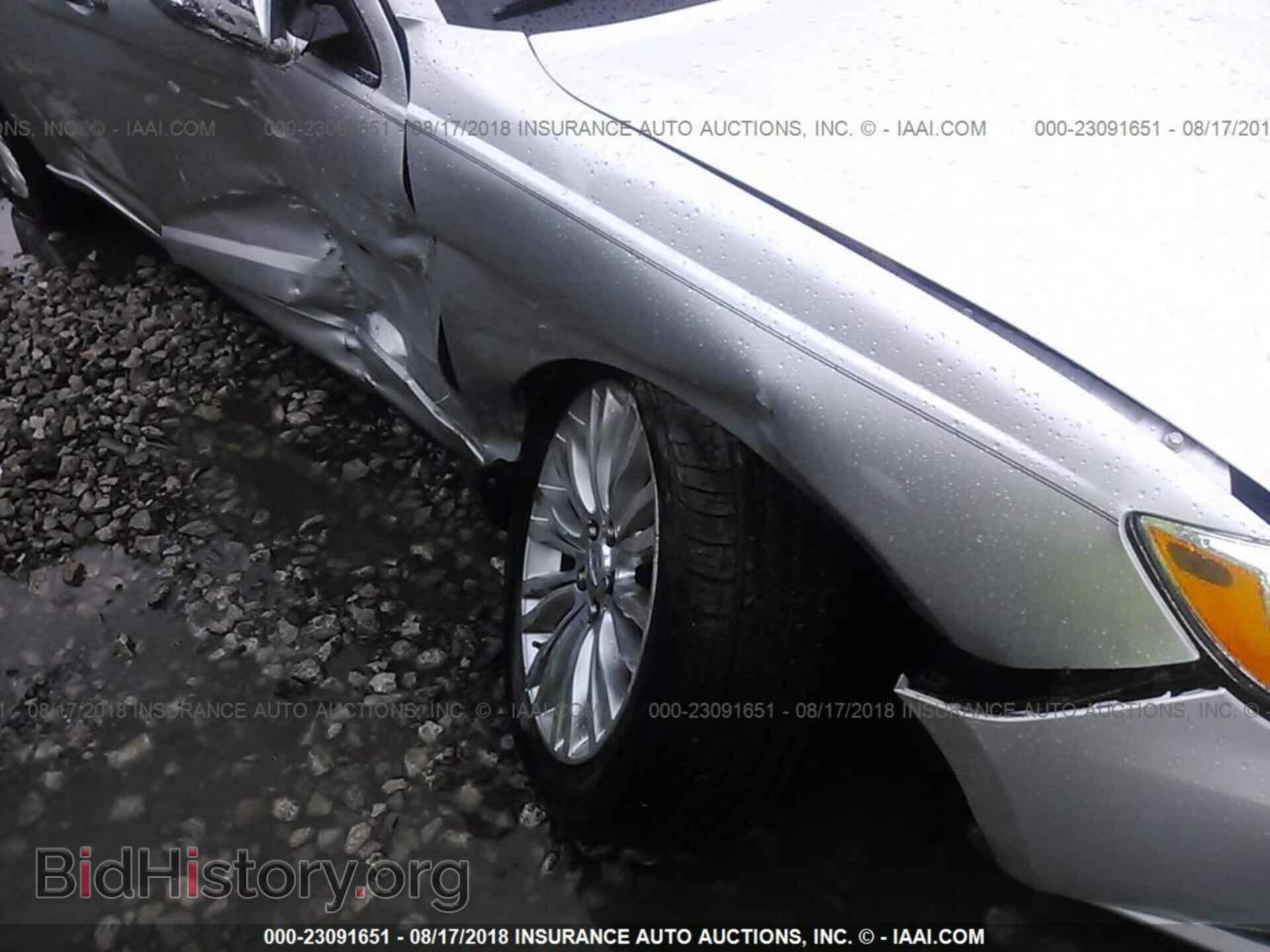 2011 Chrysler 200 - VIN: 1C3BC2FG3BN580936 - Photo 6