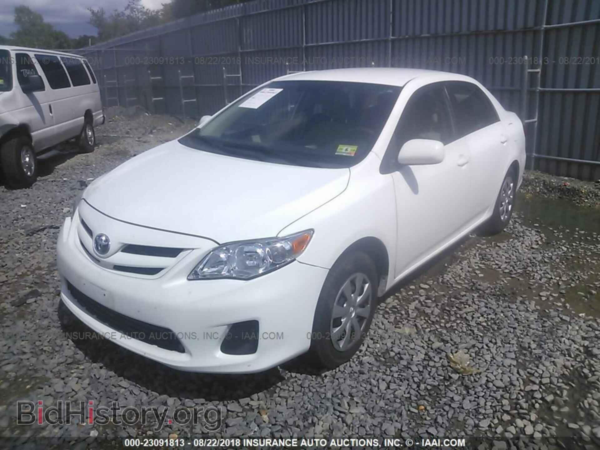 2011 Toyota Corolla - VIN: 2T1BU4EE8BC576596 - Фото 2