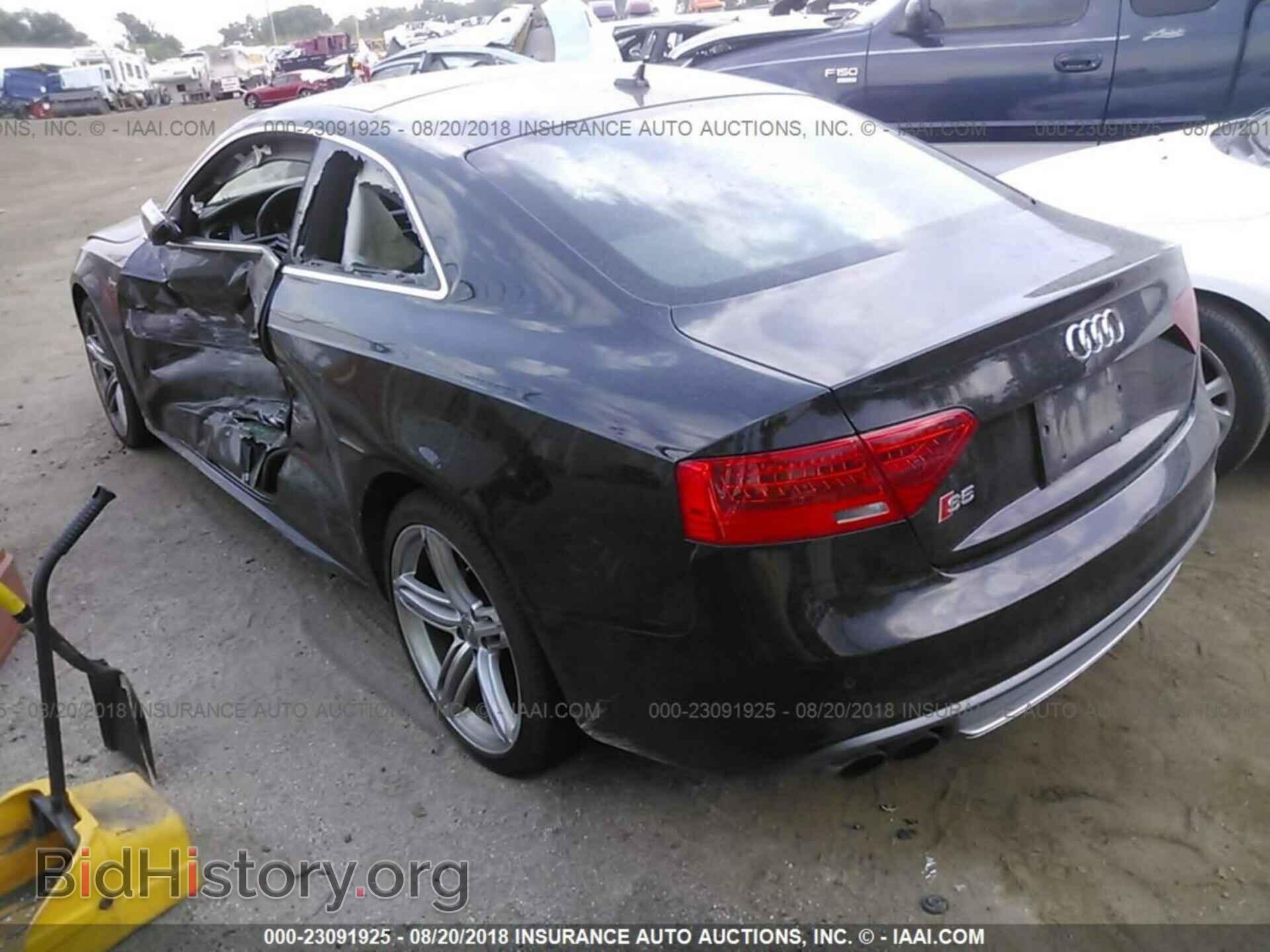 2014 Audi S5 - VIN: WAUGGAFR4EA071187 - Фото 3