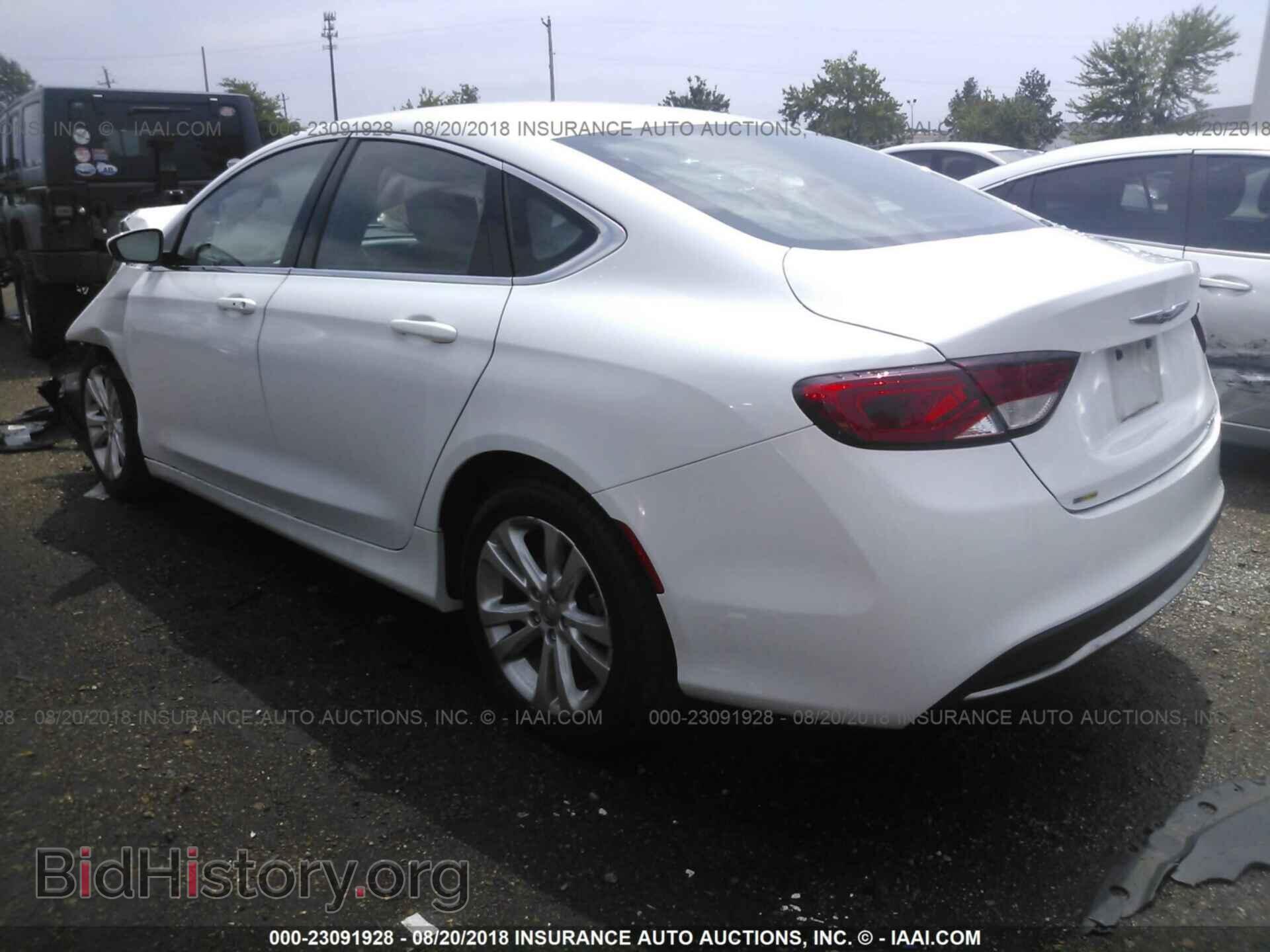 2015 Chrysler 200 - VIN: 1C3CCCAB2FN575660 - Фото 3