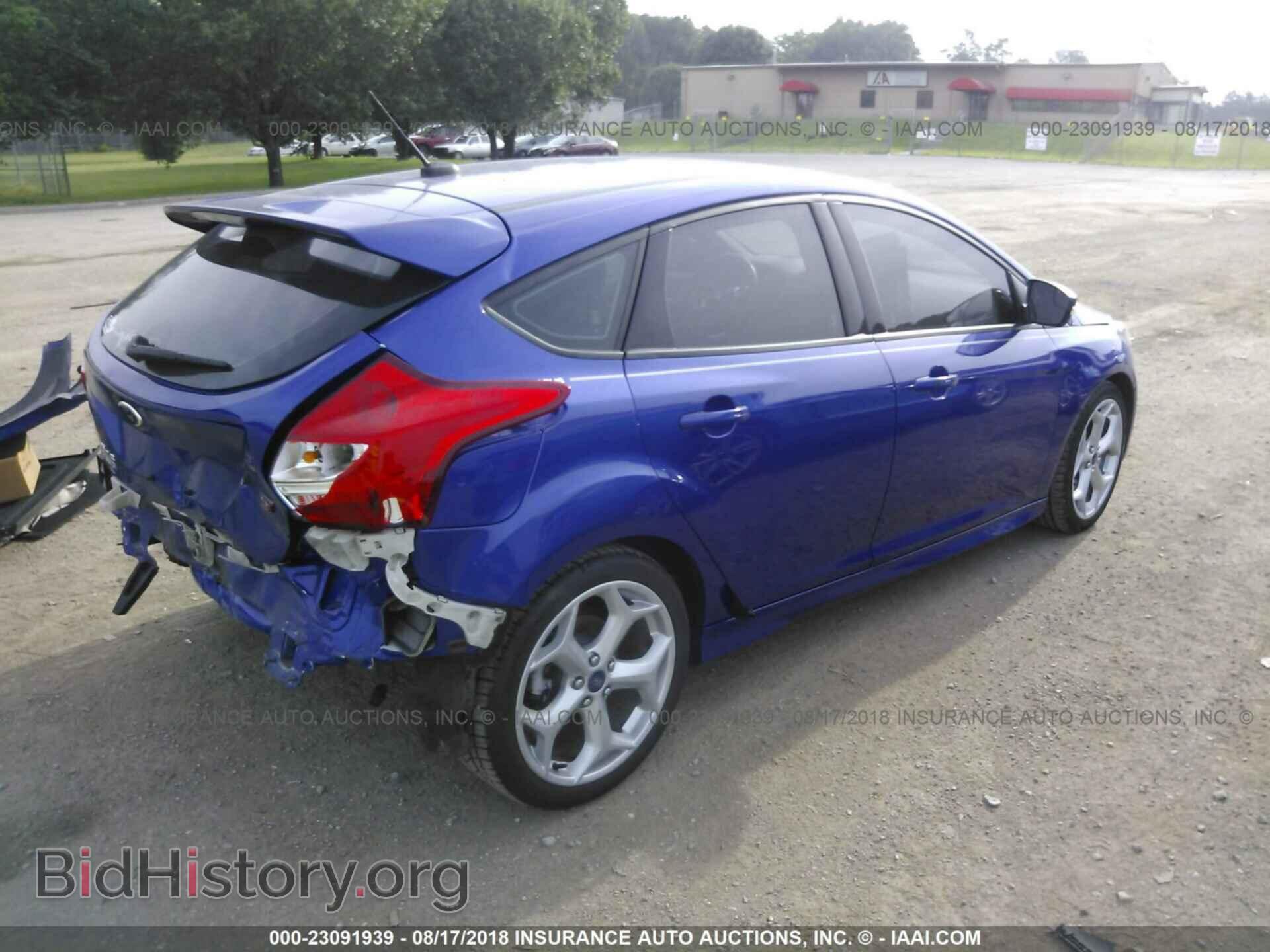 2014 Ford Focus - VIN: 1FADP3L93EL190557 - Фото 4
