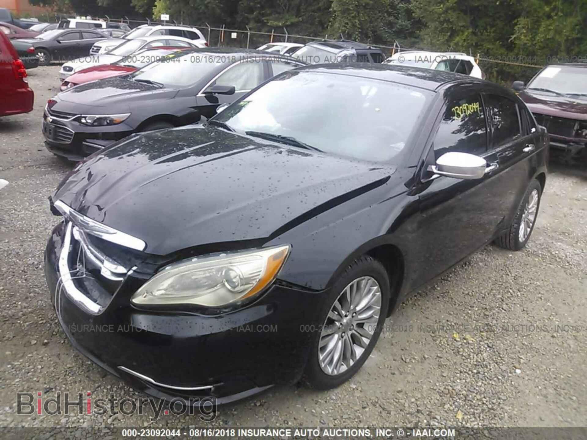 2012 Chrysler 200 - VIN: 1C3CCBCB5CN330080 - Фото 2