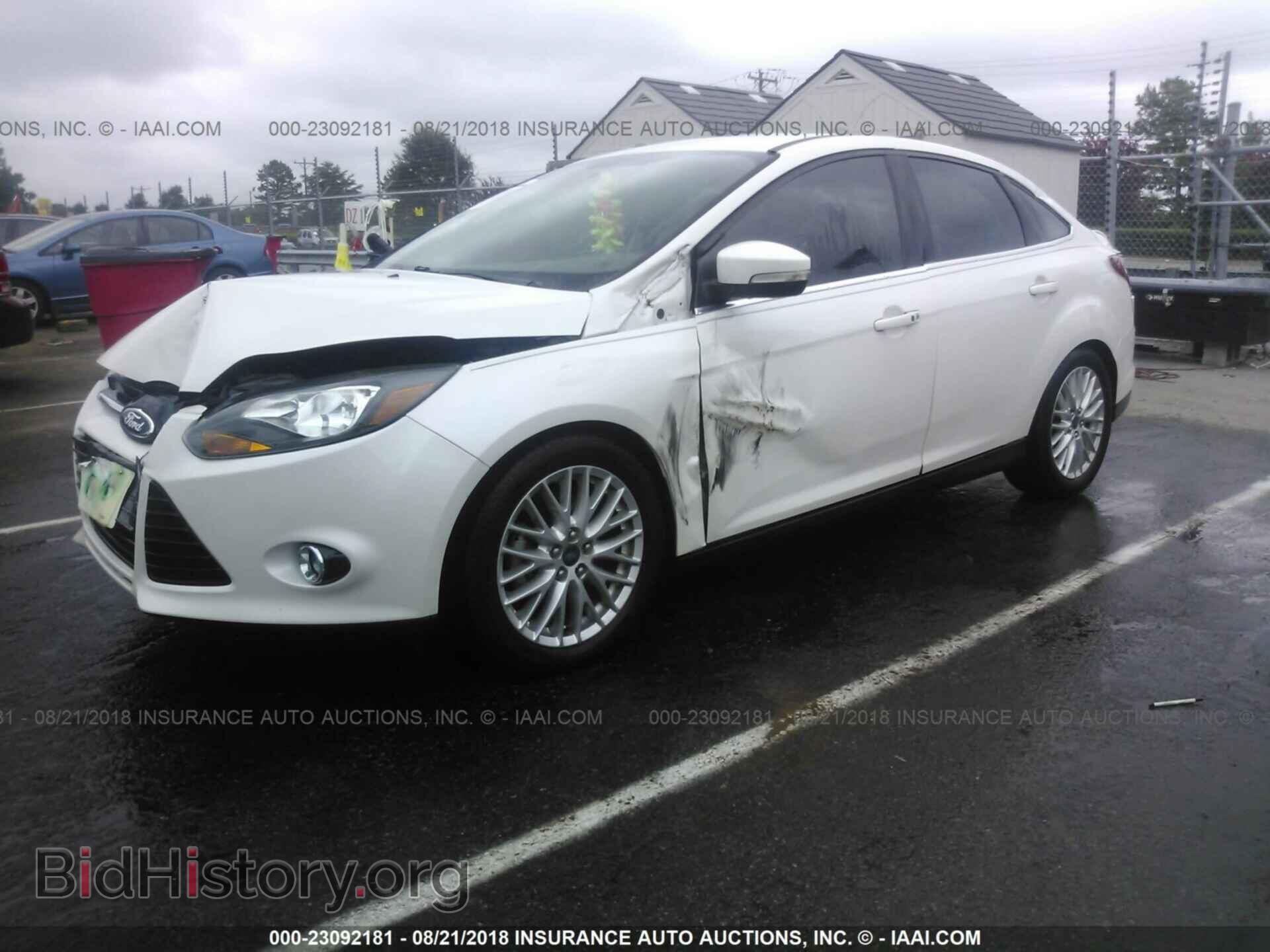 2014 Ford Focus - VIN: 1FADP3J22EL126256 - Фото 2