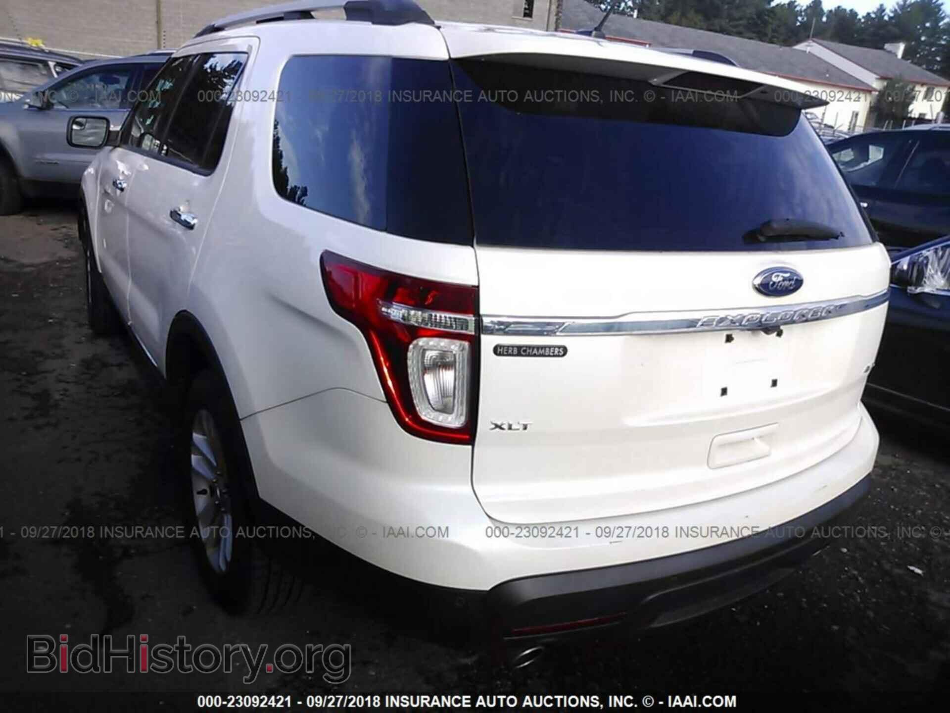 2012 Ford Explorer - VIN: 1FMHK8D86CGA46399 - Photo 3