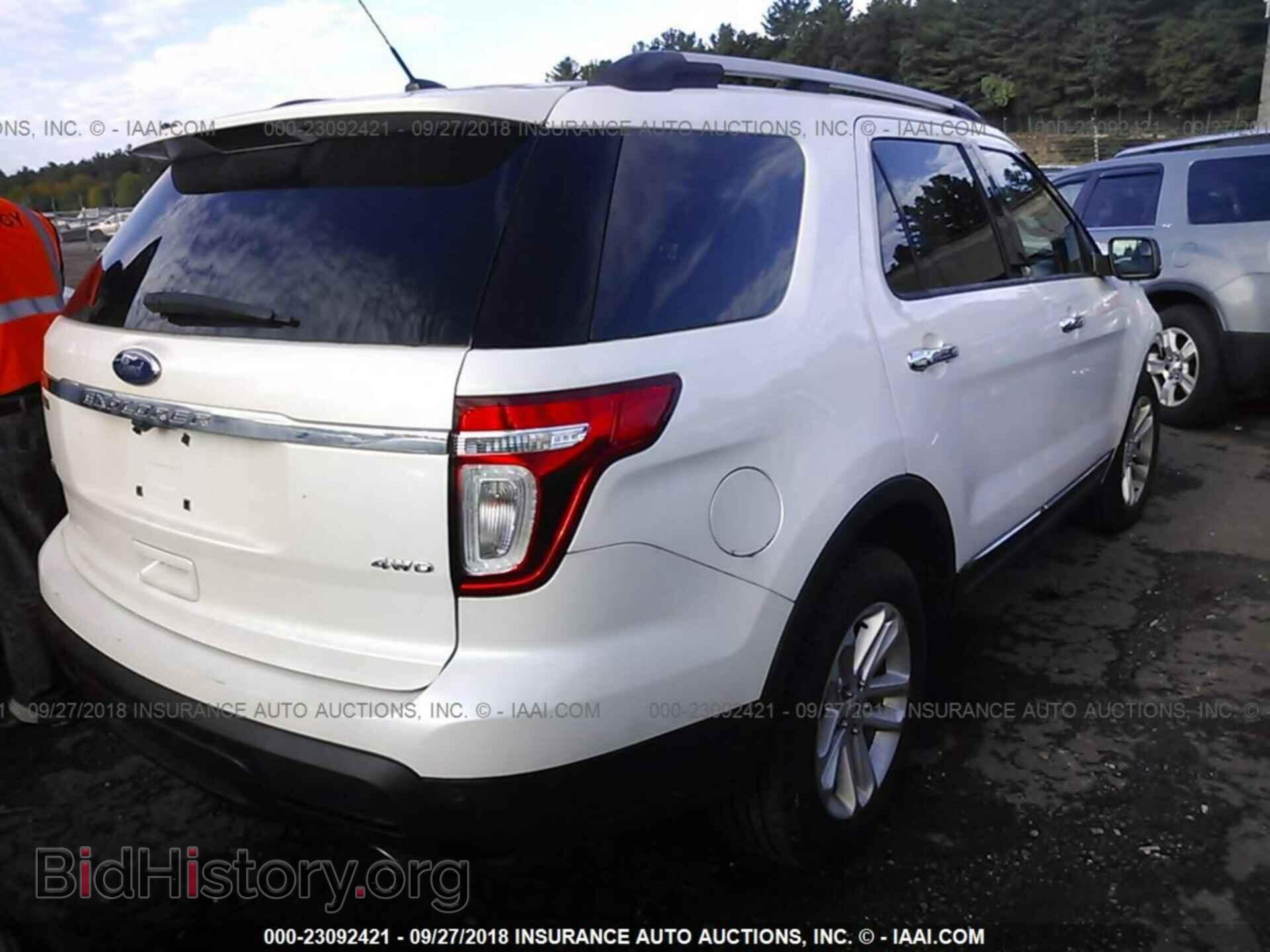 2012 Ford Explorer - VIN: 1FMHK8D86CGA46399 - Photo 4