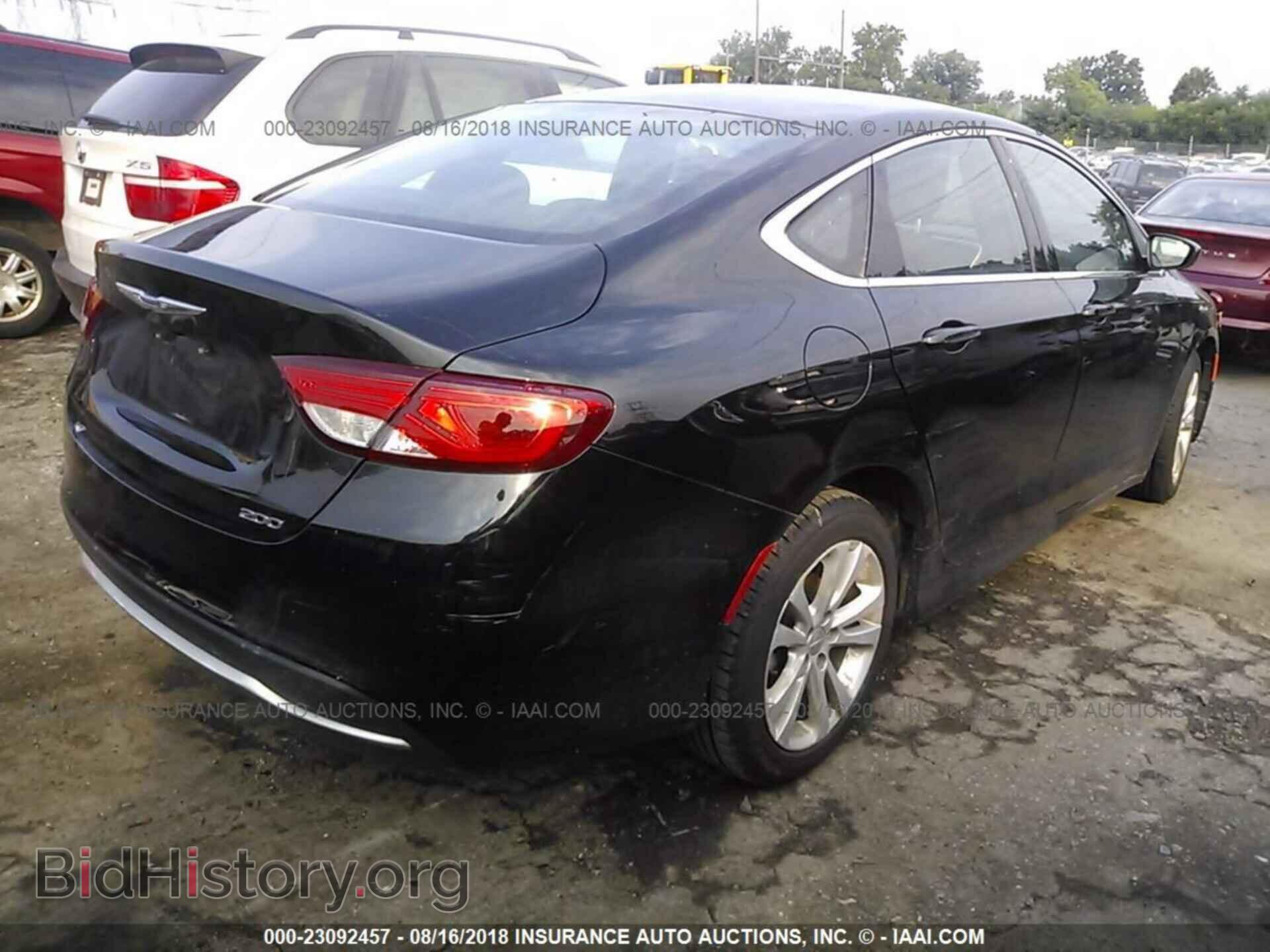 2016 Chrysler 200 - VIN: 1C3CCCAB5GN167445 - Photo 4