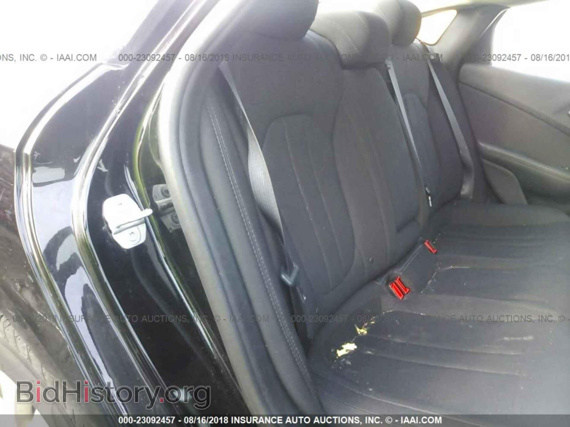 2016 Chrysler 200 - VIN: 1C3CCCAB5GN167445 - Photo 8